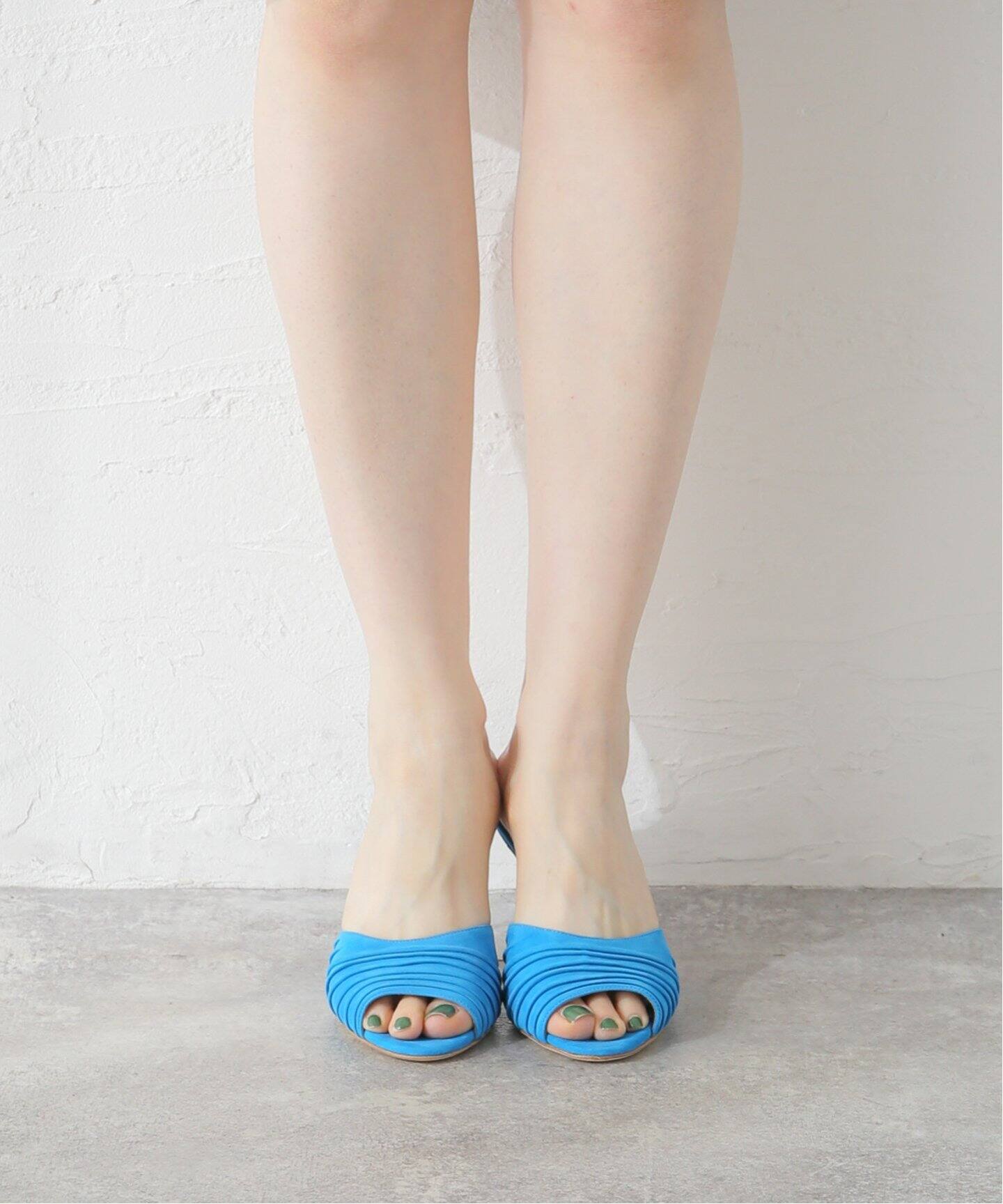 MANOLO BLAHNIK/マノロ ブラニク】 PIRUA 7cm Heel Sandal（サンダル  