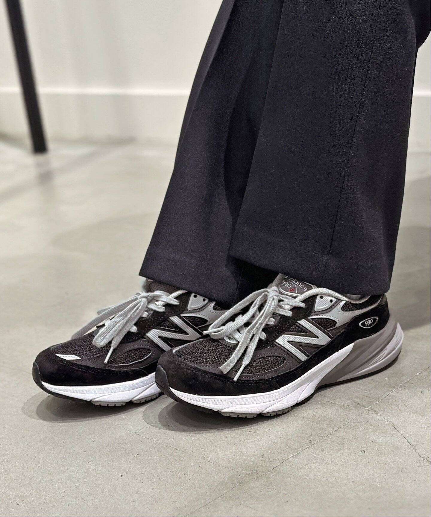 NEW BALANCE / ニューバランス】W990 V6(BLACK)（スニーカー）｜AP 