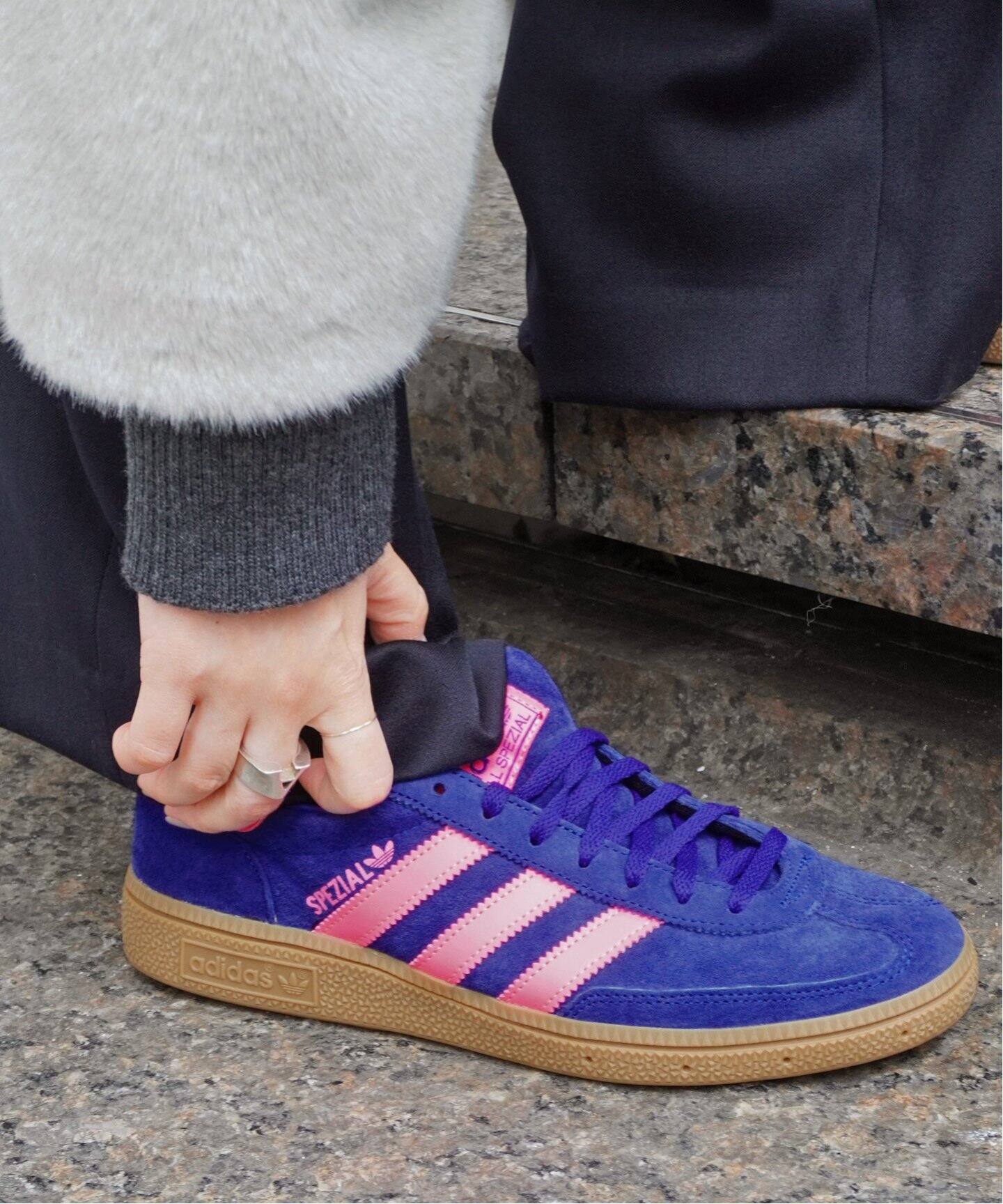 adidas/アディダス】HANDBALL SPEZIAL W(BLUE×PINK)（スニーカー）｜AP 