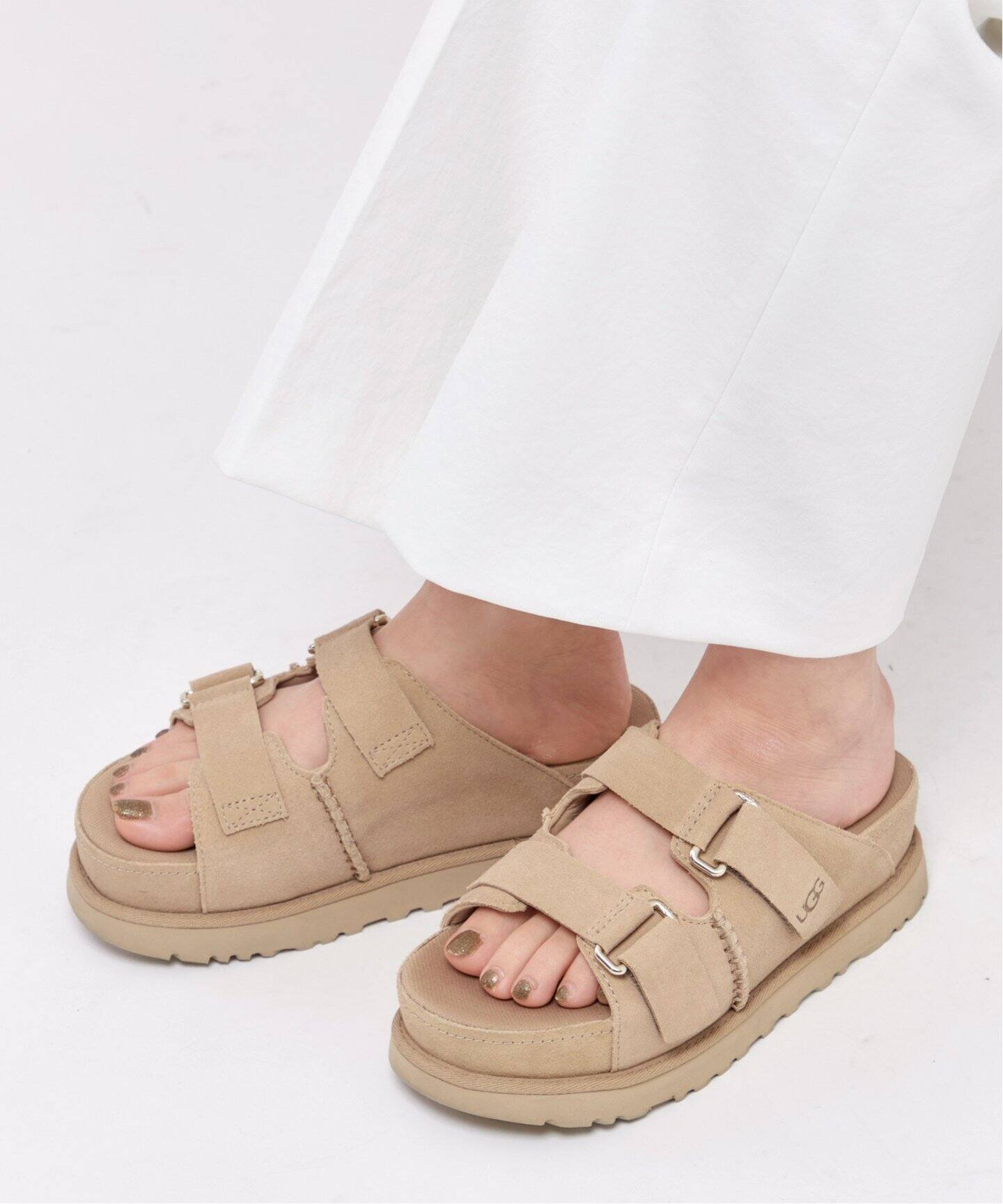 UGG/アグ】Goldenstar Hi Slide（サンダル）｜AP STUDIO（エーピー 