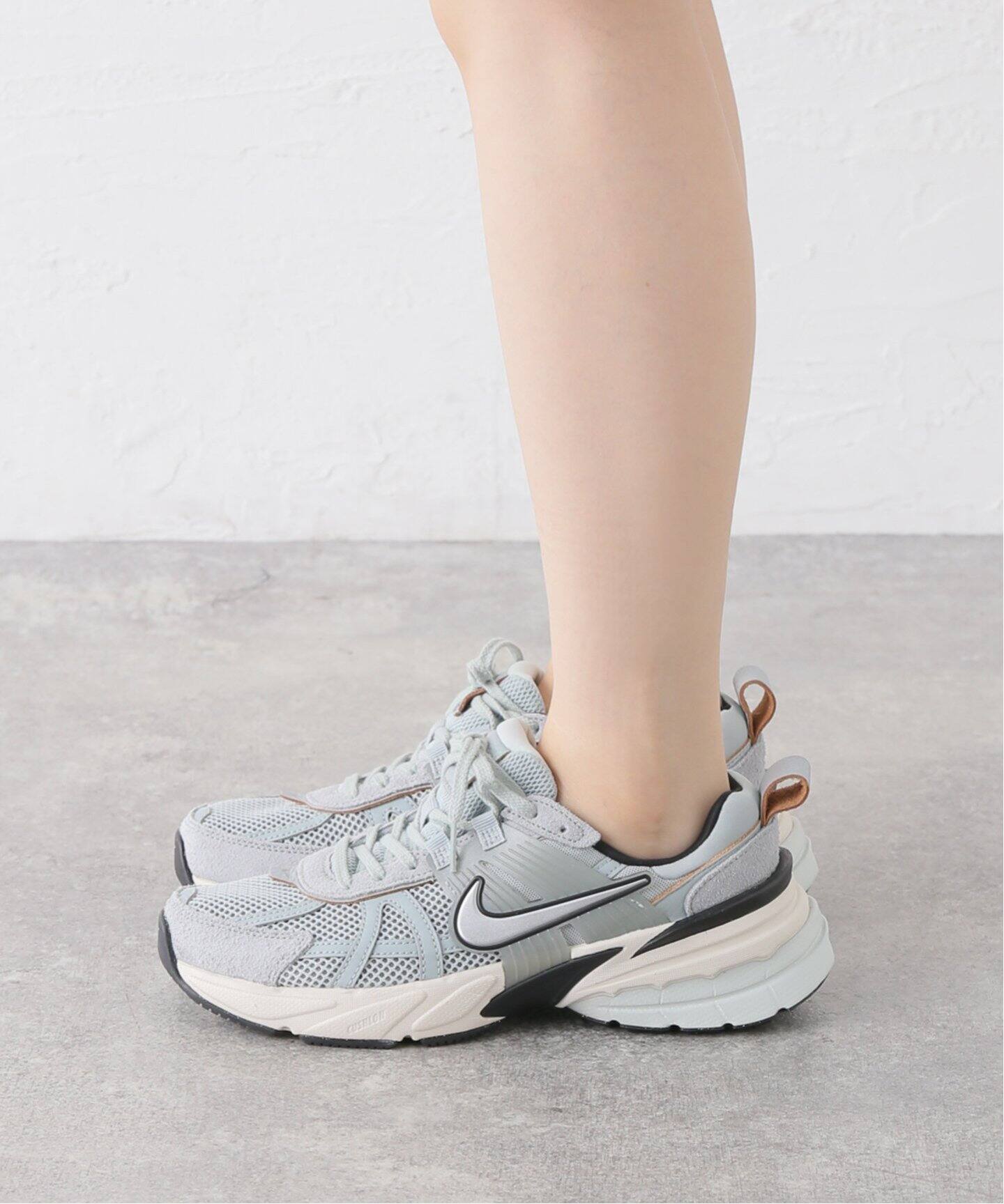 NIKE/ ナイキ】V2K Run(Grey)（スニーカー）｜AP STUDIO（エーピー 