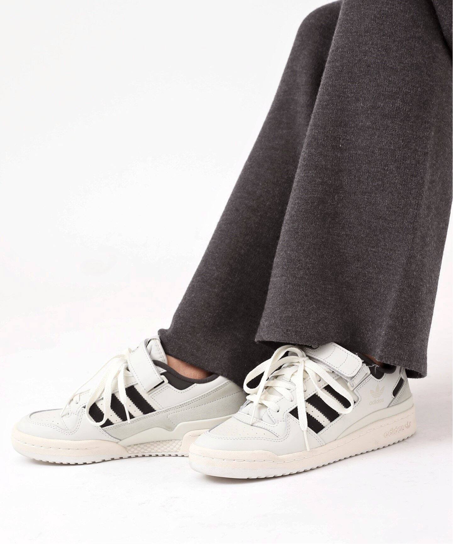 AP STUDIO adidas アディダス FORUM 84 LOW 23.5 【公式通販】