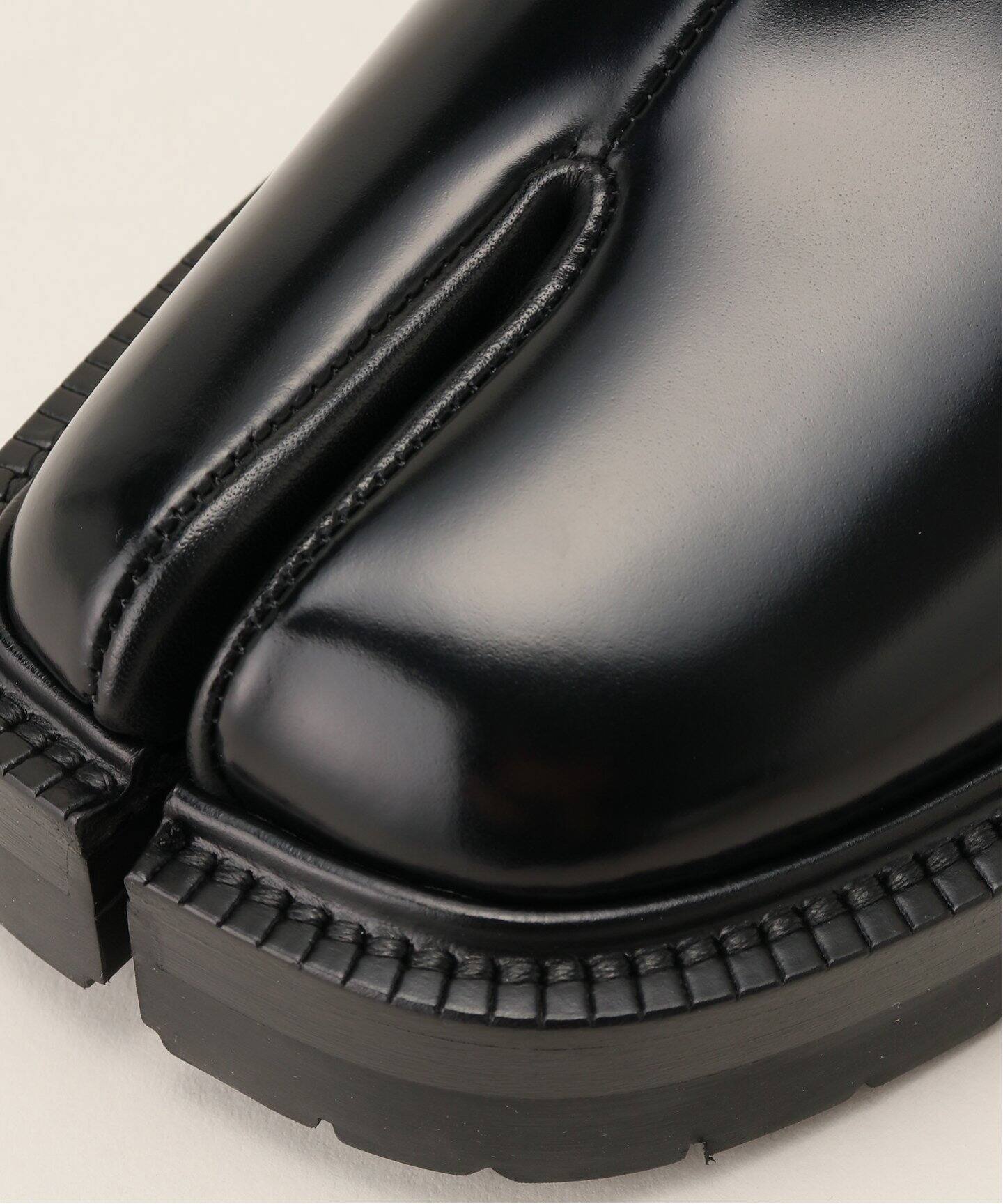 Maison Margiela/メゾン マルジェラ】「TABI」COUNTY LOAFER  