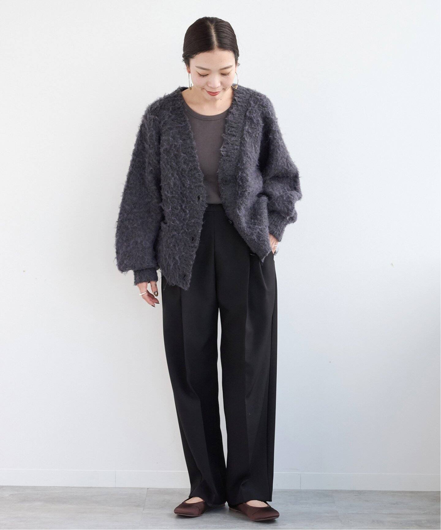 ラウンドトウストラップシューズ（フラットシューズ）｜B.C STOCK