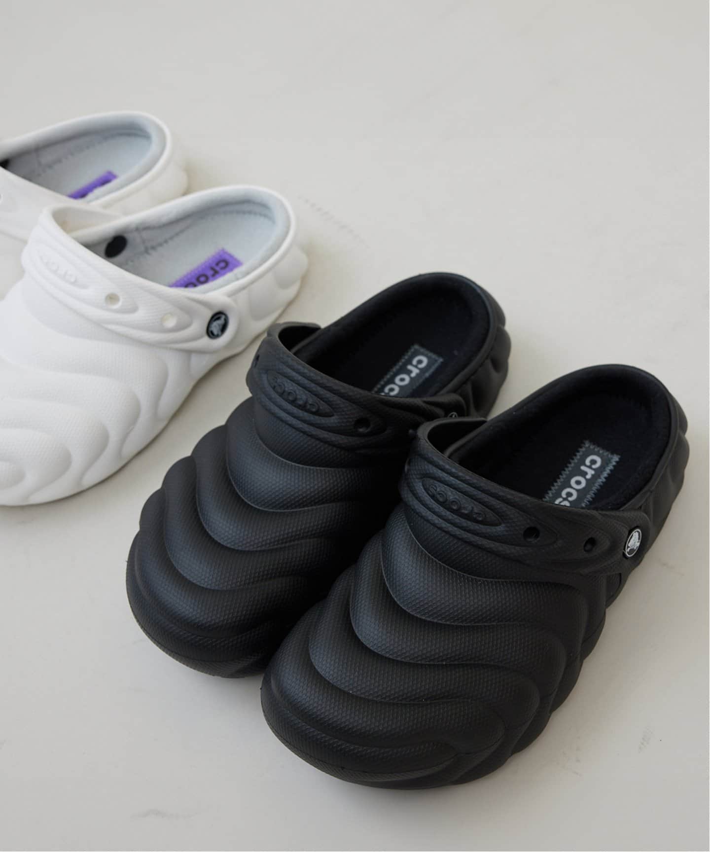 Crocs/クロックス】 CLASSIC LINED OVERPUFF CLOG（その他シューズ