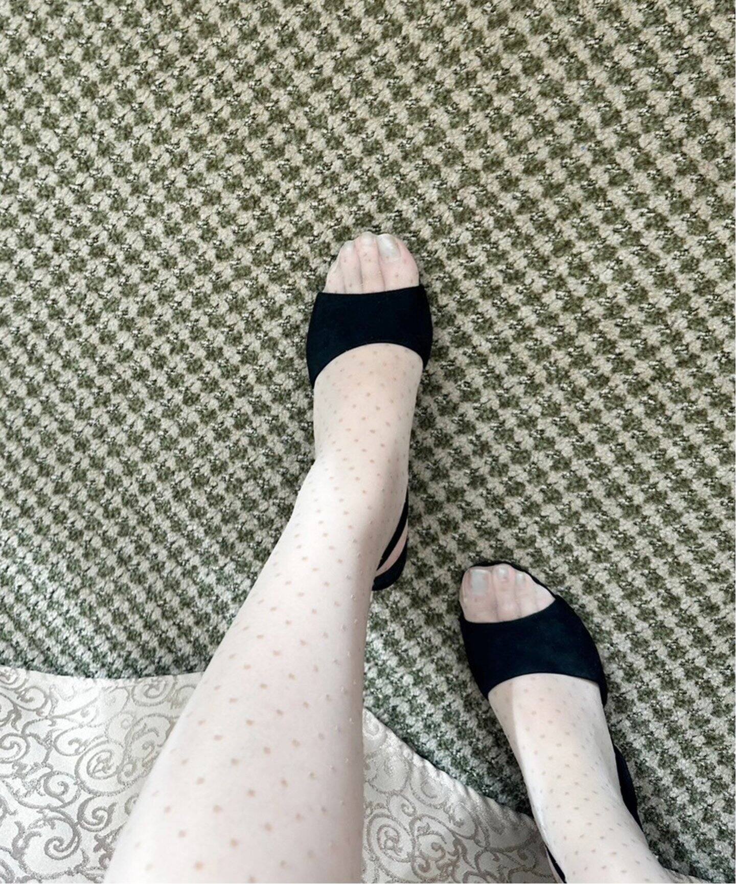 スウェード オープントゥサンダル（サンダル）｜EDIT.FOR LULU  