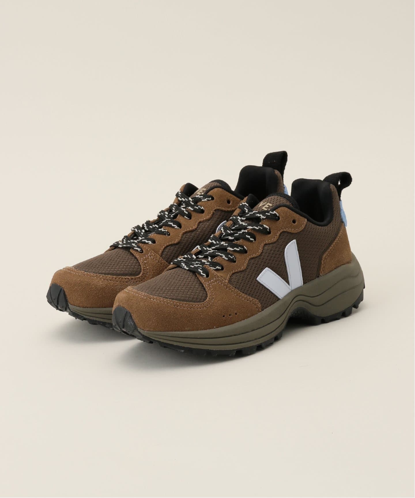 新品未使用品❗️VEJA VENTURI Ⅱ 24センチ VEJA 並行輸入品 ヴェジャ VENTURI 2 ヴェンチュリー レザー