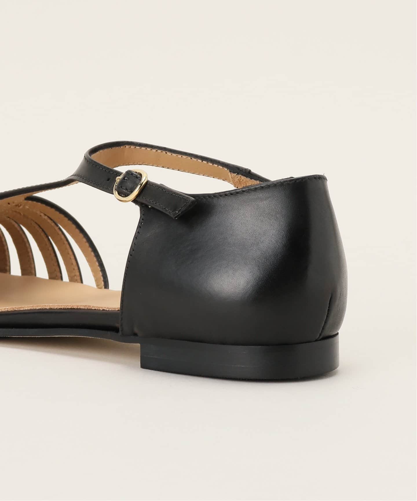 PASCUCCI /パスクッチnarrow line sandals 7451（サンダル）｜LE