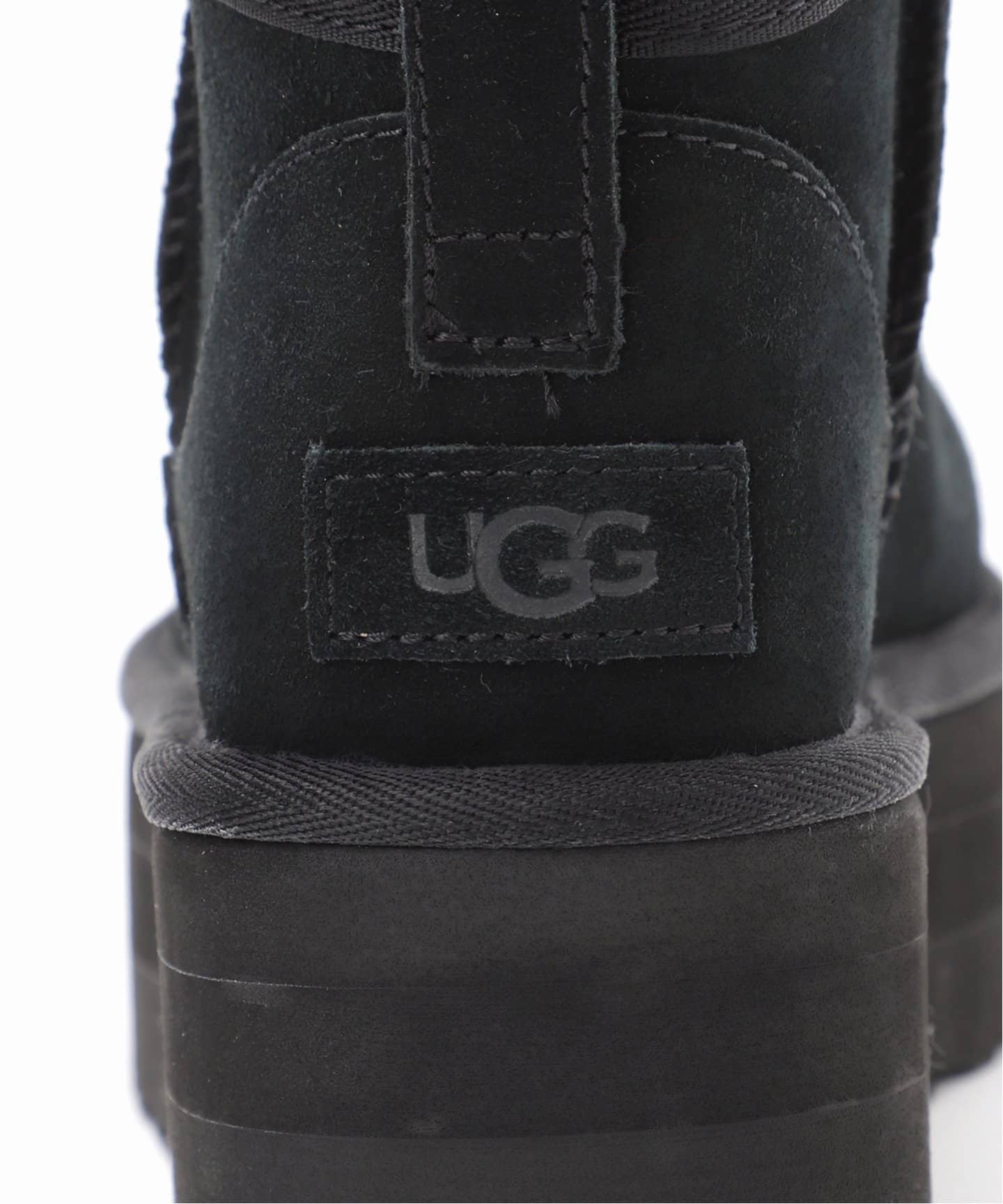 UGG/アグ W CLASSIC ULTRA MINI PLATFORM（ブーティ・ショートブーツ