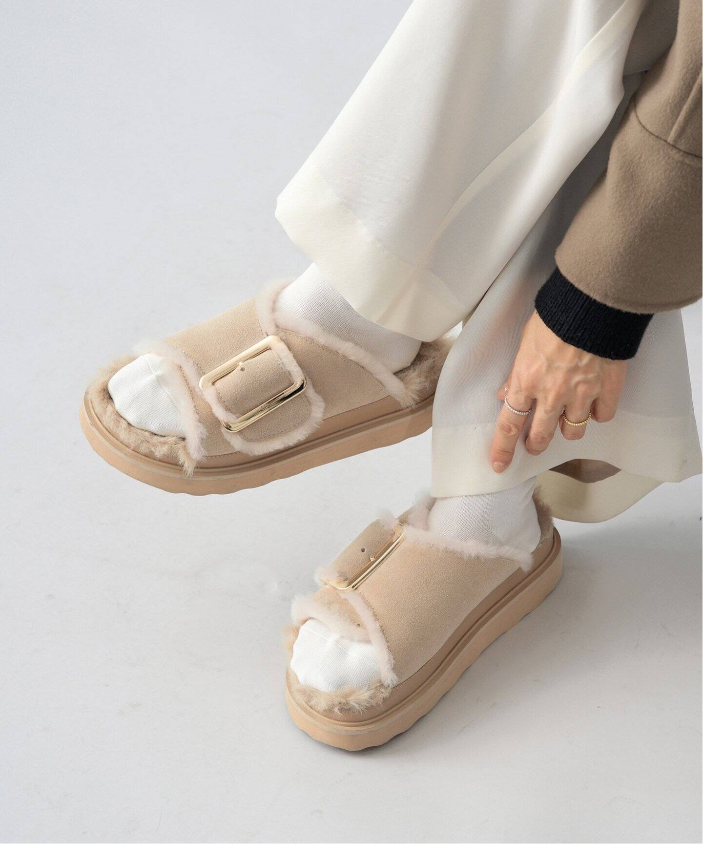 MOHI/モヒ ファーサンダル（サンダル）｜IENA（イエナ）の通販  