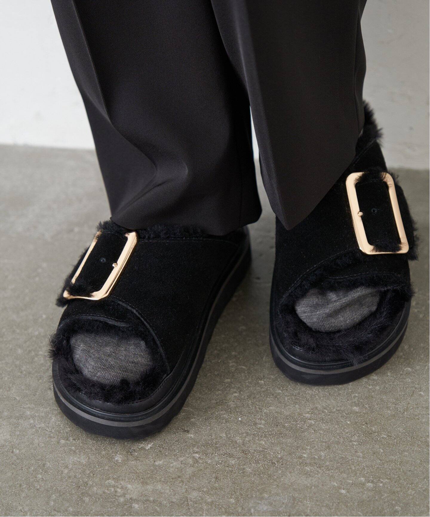 MOHI/モヒ ファーサンダル（サンダル）｜IENA（イエナ）の通販  