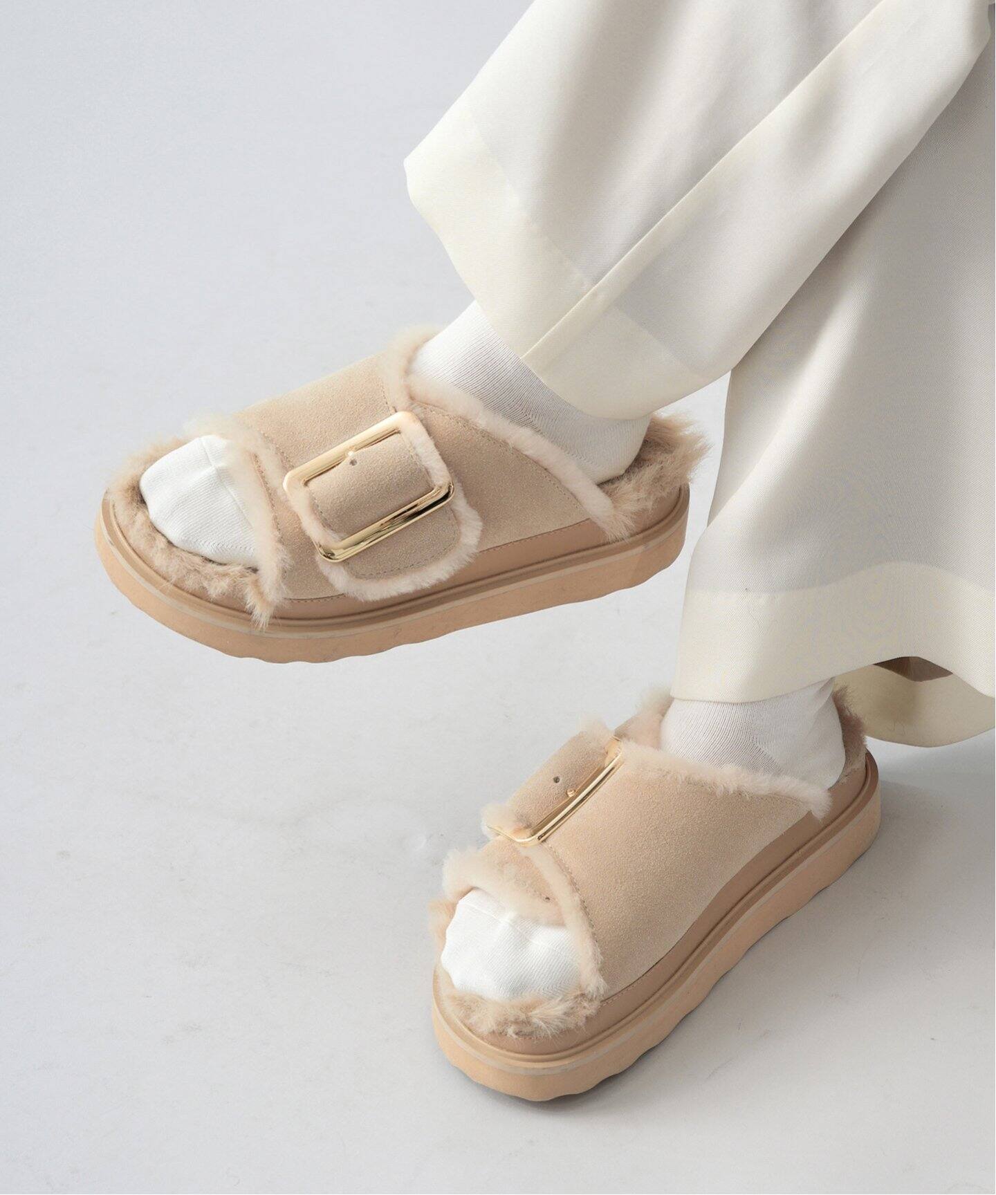 MOHI/モヒ ファーサンダル（サンダル）｜IENA（イエナ）の通販  