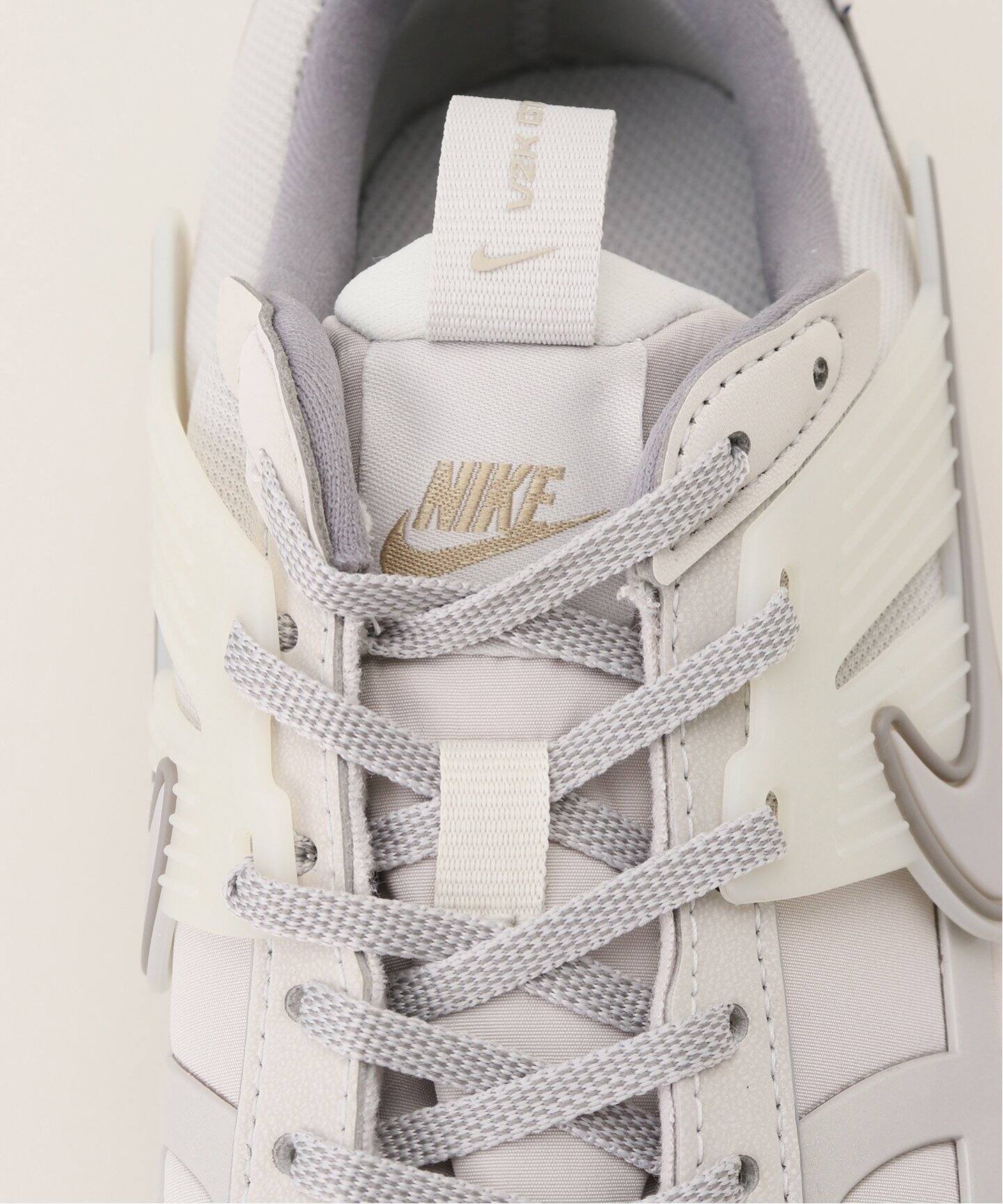 NIKE/ナイキ ウィメンズ V2Kラン ゴアテックス FZ2622-002（スニーカー