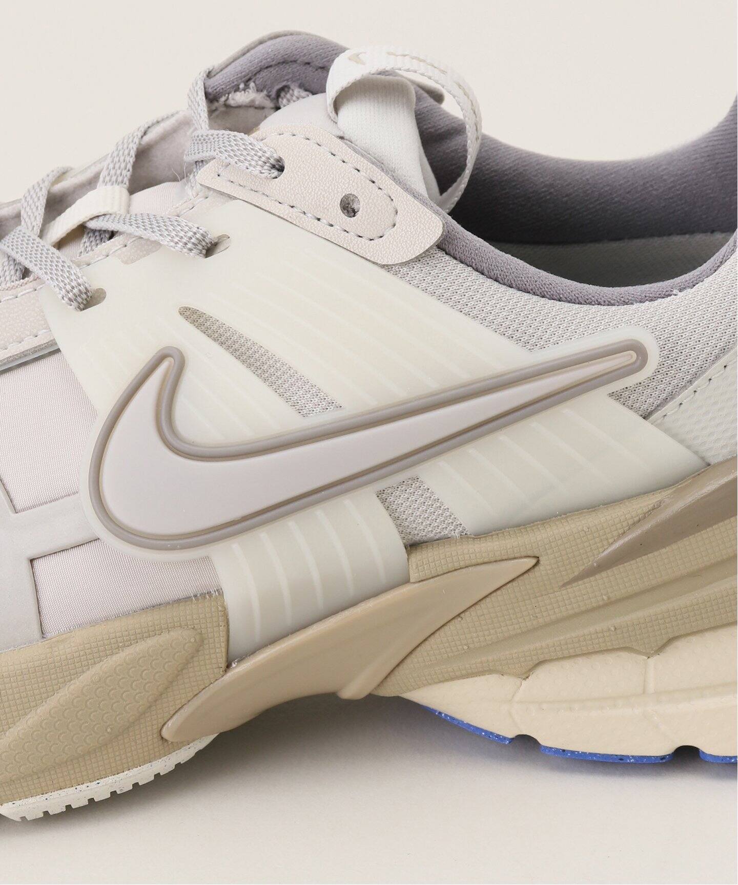 NIKE/ナイキ ウィメンズ V2Kラン ゴアテックス FZ2622-002（スニーカー 