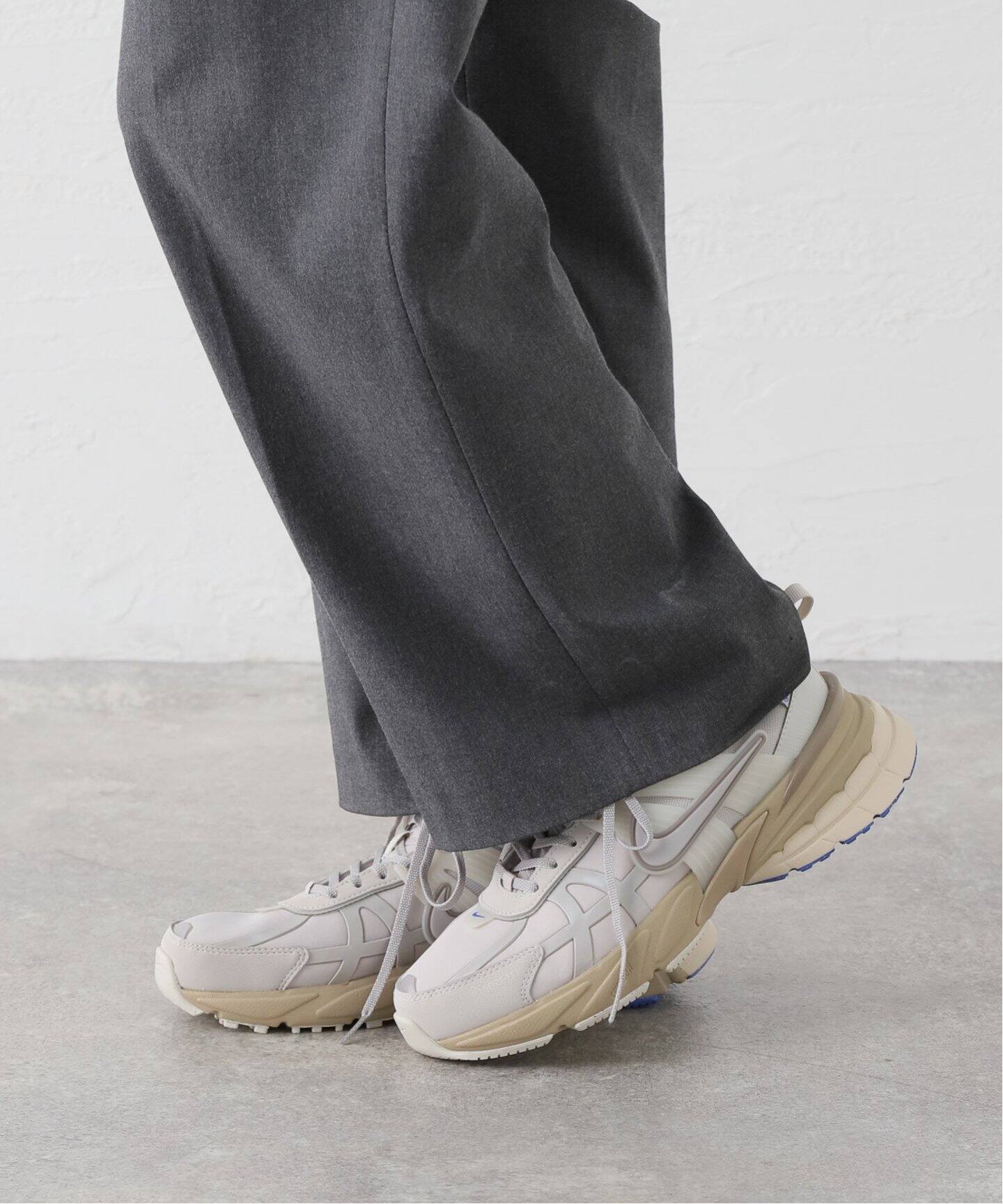 NIKE/ナイキ ウィメンズ V2Kラン ゴアテックス FZ2622-002（スニーカー 