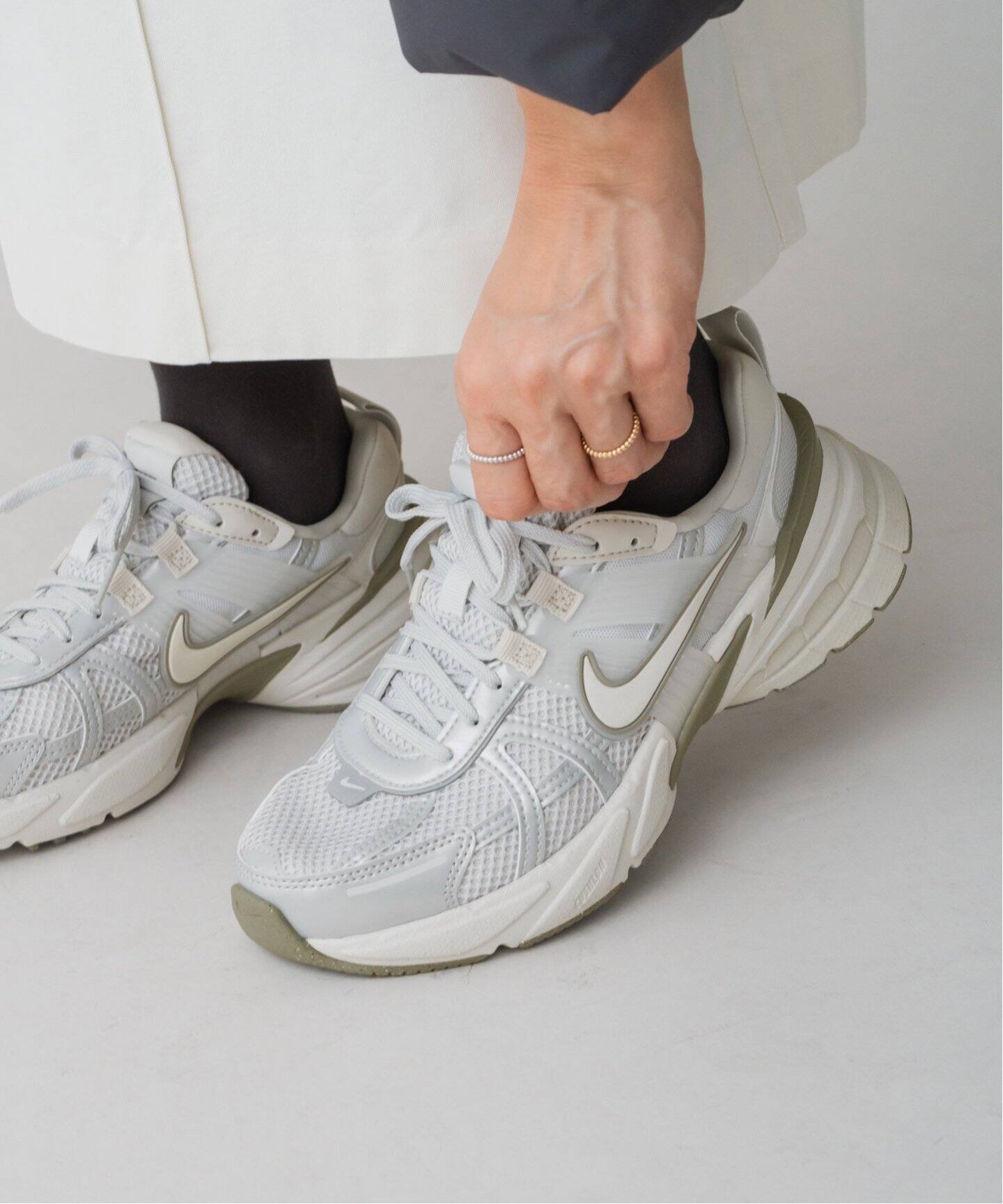 NIKE/ナイキ ウィメンズ V2K ラン FD0736（スニーカー）｜IENA（イエナ 