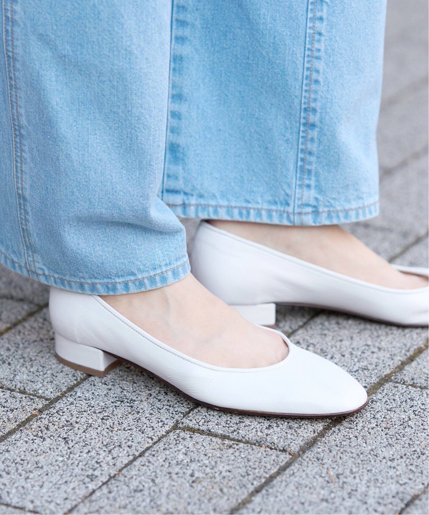 CORSO ROMA 9/コルソローマノーヴェ】アーモンドトゥパンプス 