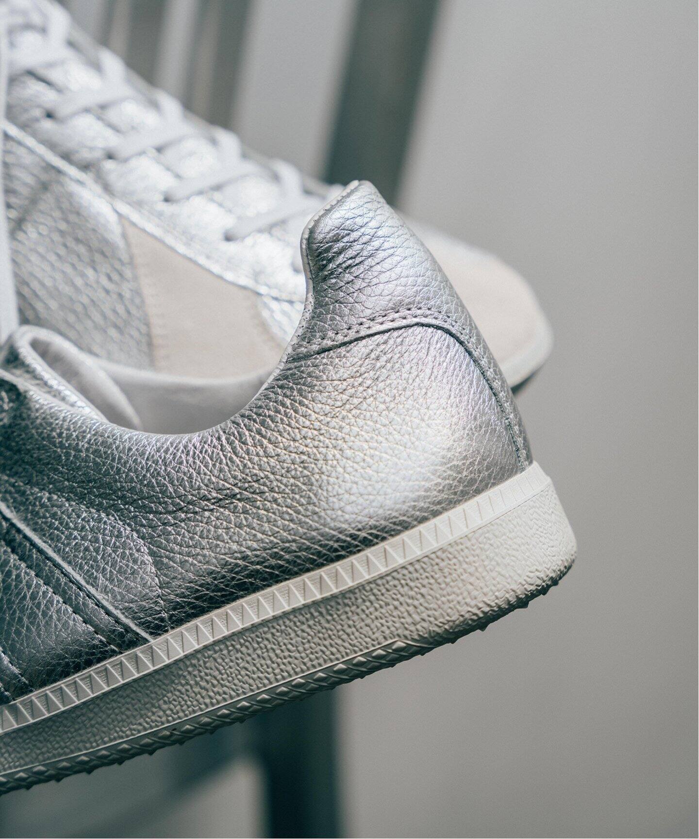 REPRODUCTION OF FOUND EDIFICE/IENA 別注 GERMAN TRAINER（スニーカー