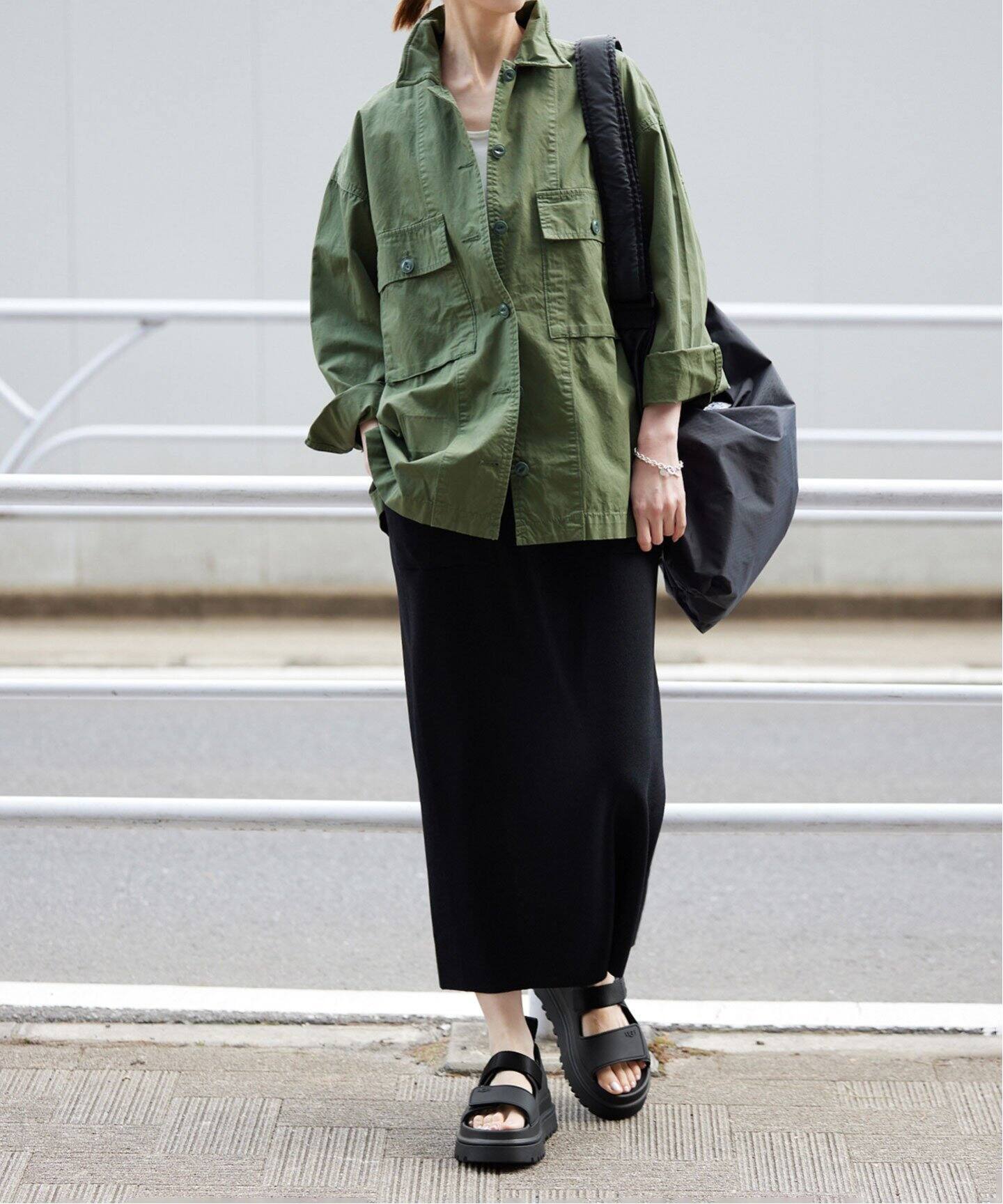 UGG/アグ】GoldenGlow Sandal（サンダル）｜SLOBE IENA（スローブ 