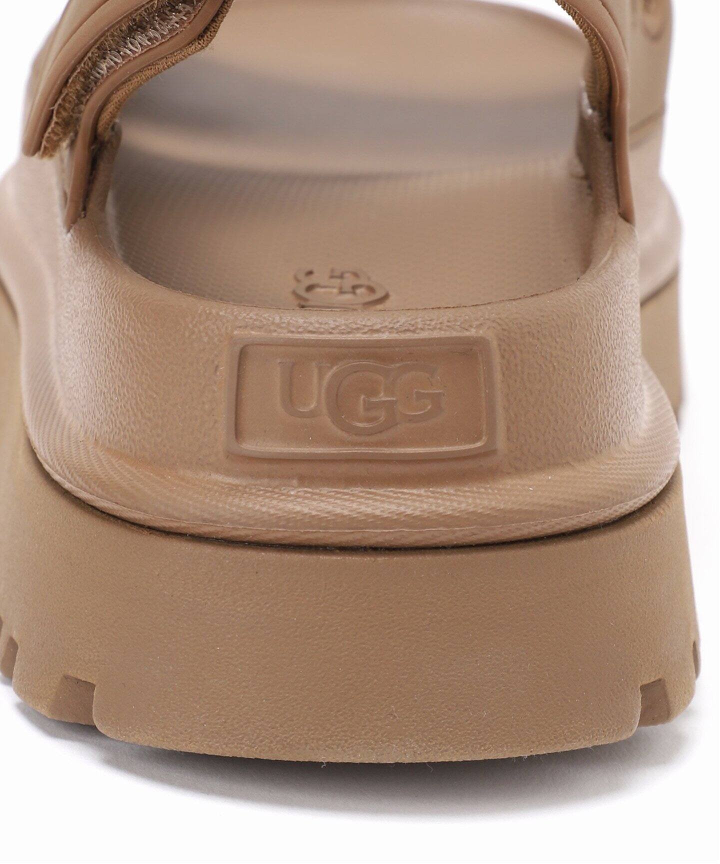 今季完売UGG ゴールデングロウキャメル色サンダル23センチ6サイズ