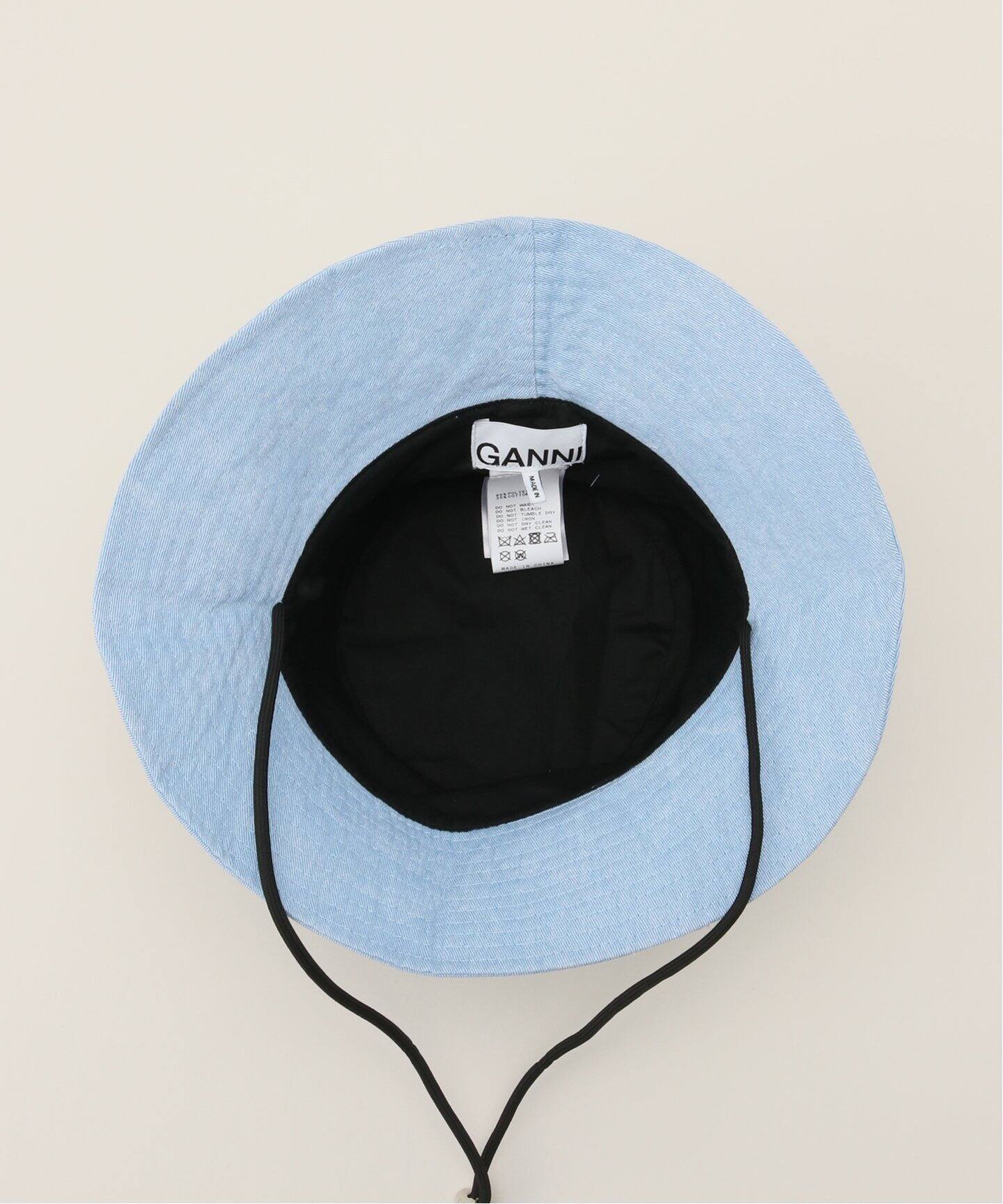 帽子 GANNI Fisherman Bucket Hat Denim Ganni Fisherman Bucket Hat in Baby Blue | REVOLVE