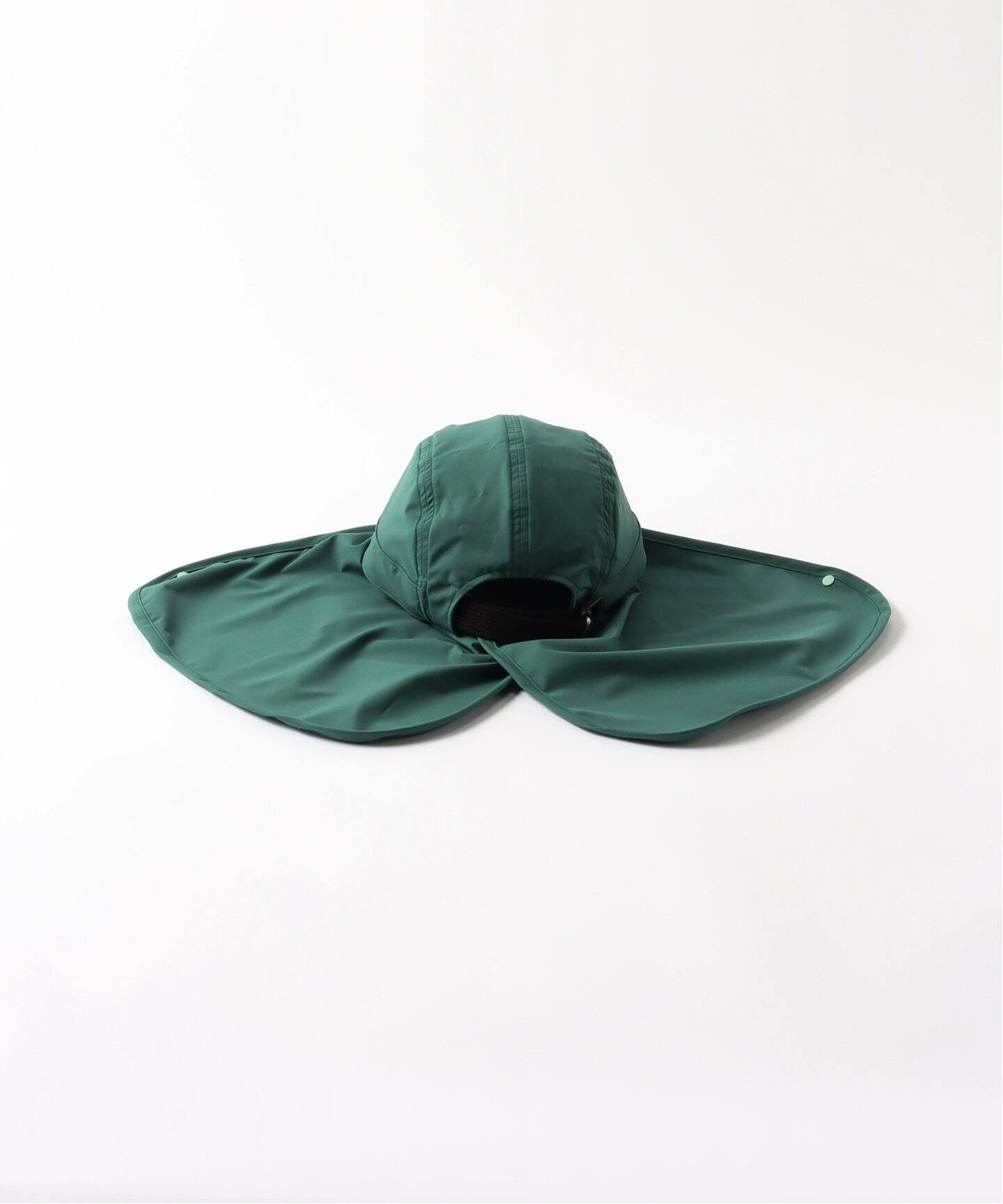 完売品comesandgoes WIND STOPPER CAP