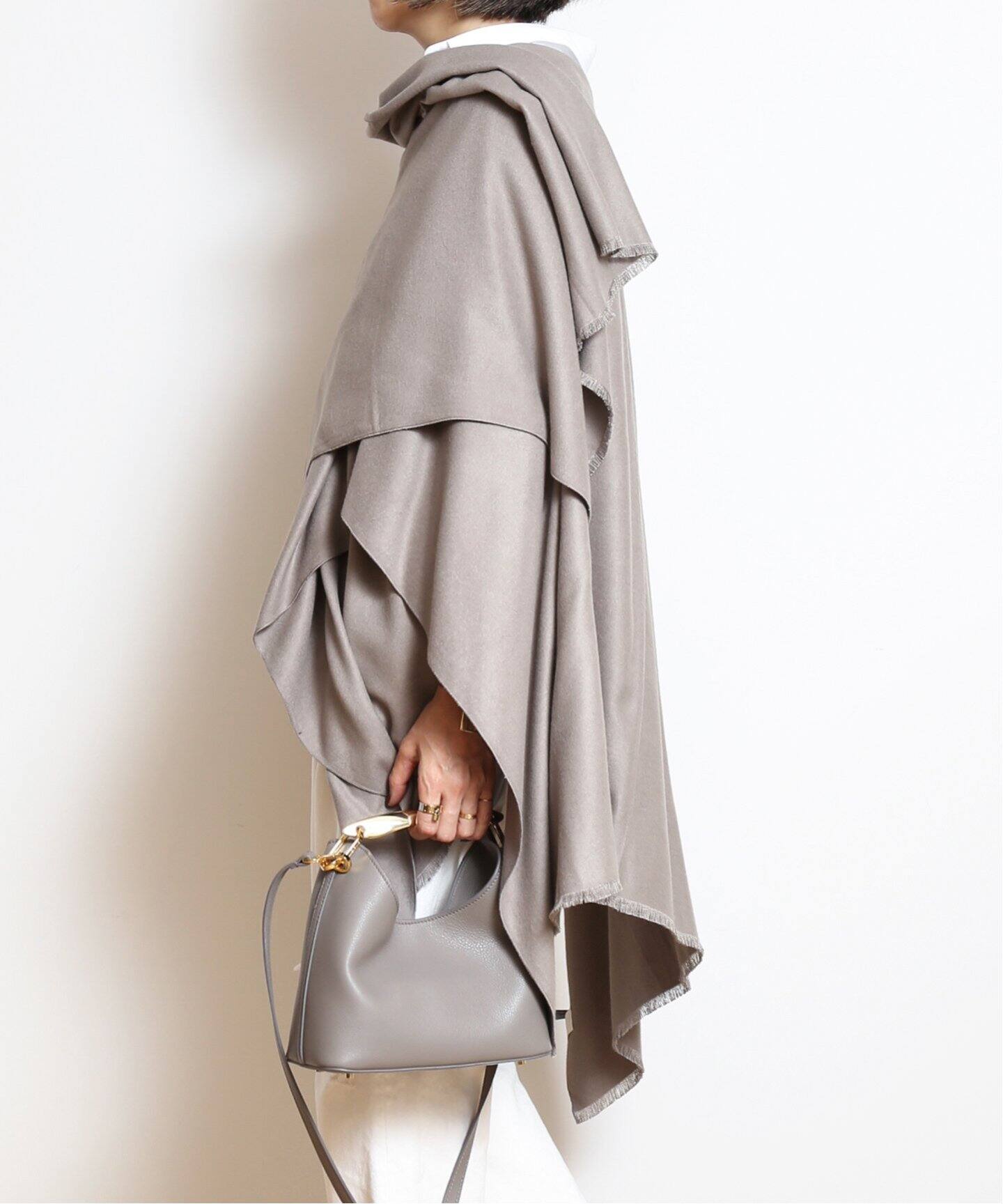 ドゥーズィエムクラス ショールポンチョ 