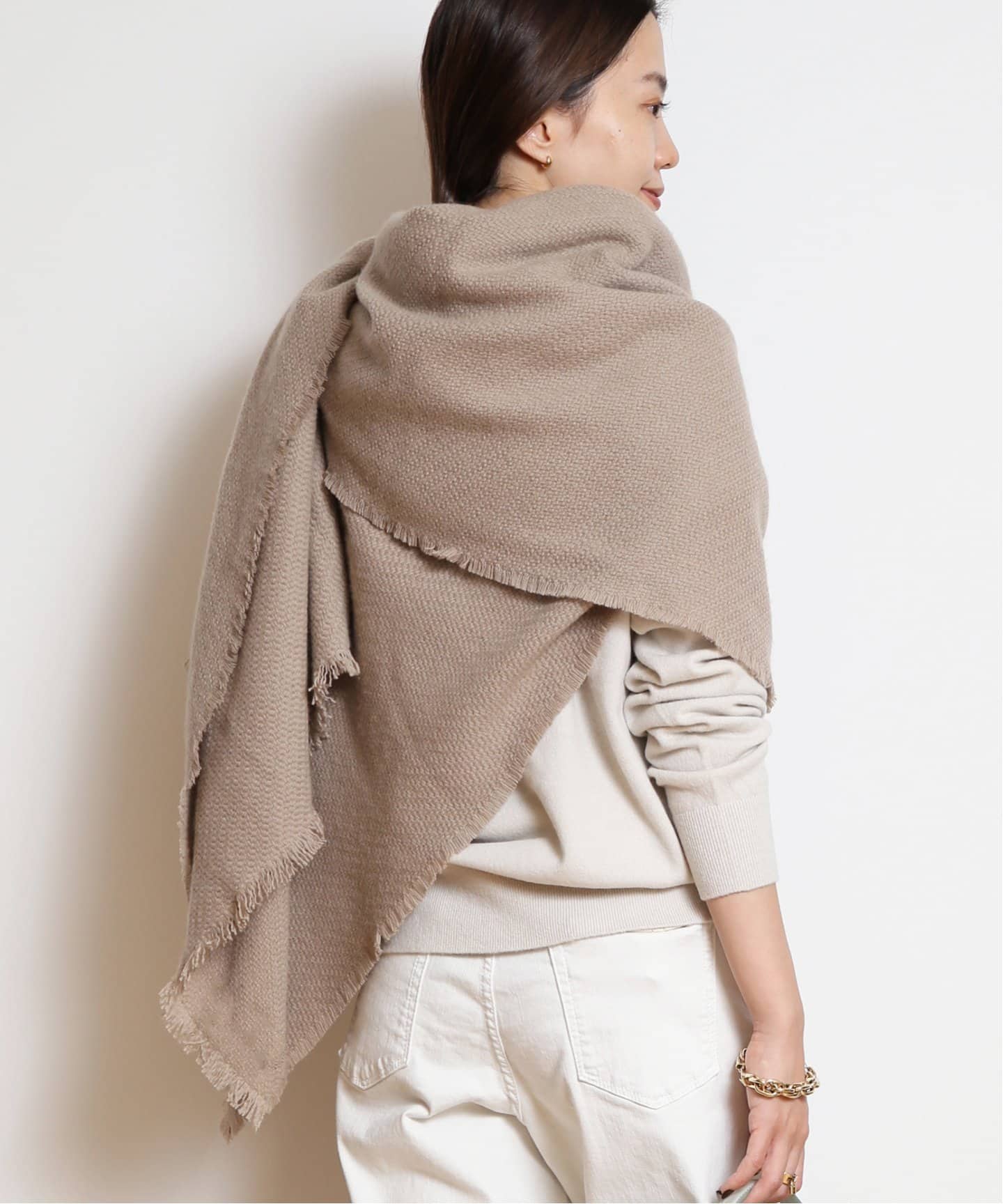 【ALONPI CASHMERE / アロンピ カシミア】グレー　美品 ALONPI CASHMERE / アロンピ カシミア】CASHMERE STOLE（ストール