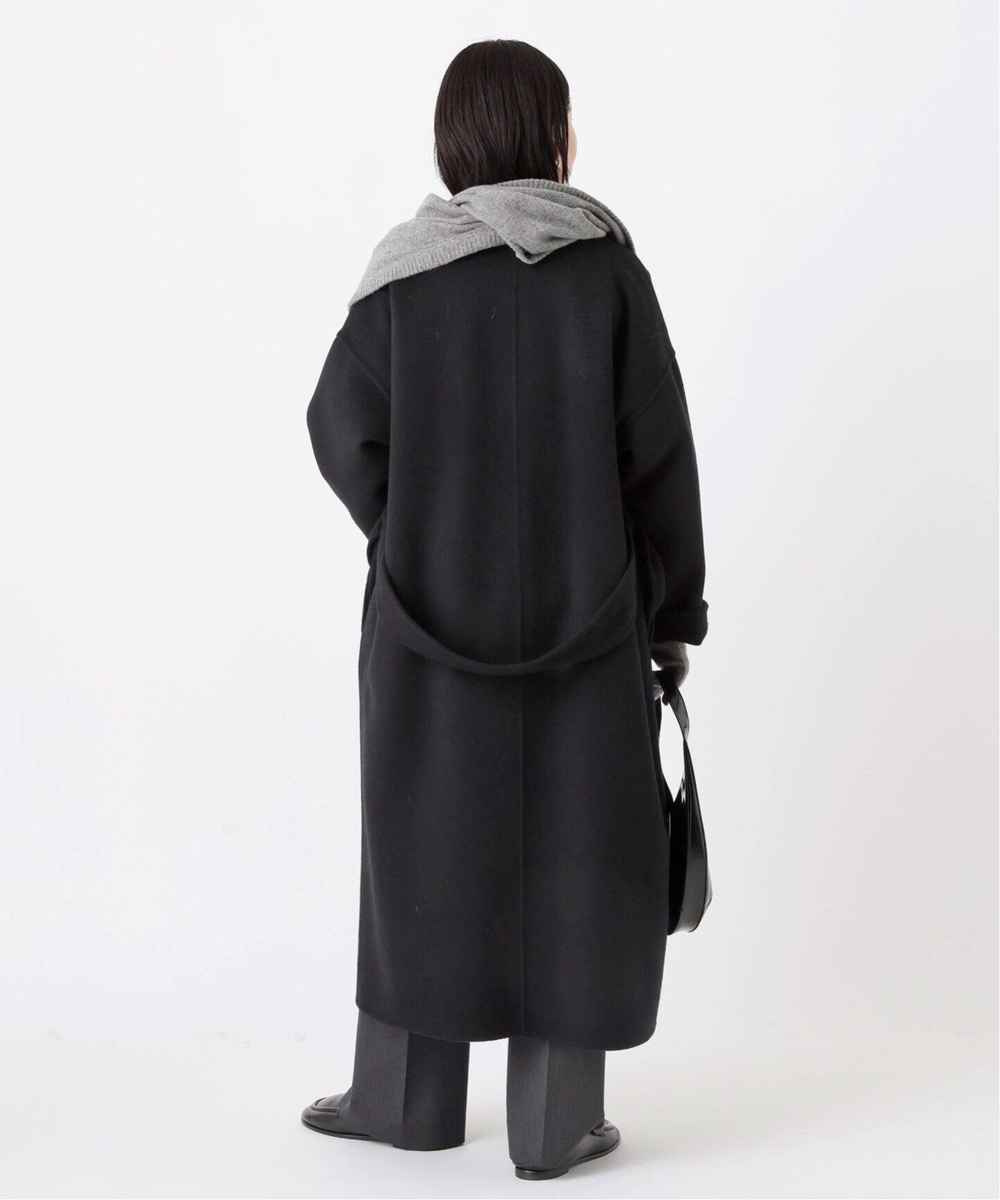 ■toteme■ドレープスカーフディテールのジャージーラップドレス Scarf knits – TOTEME