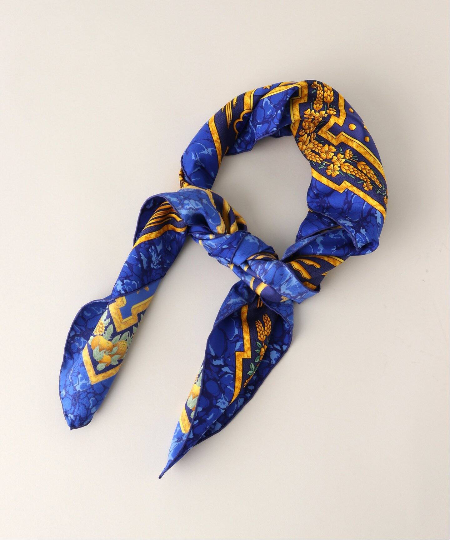 HERMES / エルメス】Carpe Diem / 今日一日を楽しむ（スカーフ  