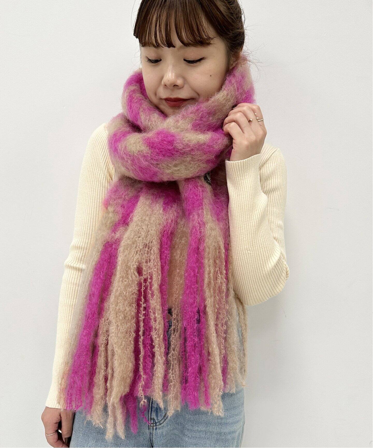 合馬公式様♡ジーザスディアマンテ　マドモワゼルハット　スカーフニットぼかし薔薇柄 MANTAS EZCARAY/マンタス エスカライ】 PATA DE GALLO柄編みSTOLE