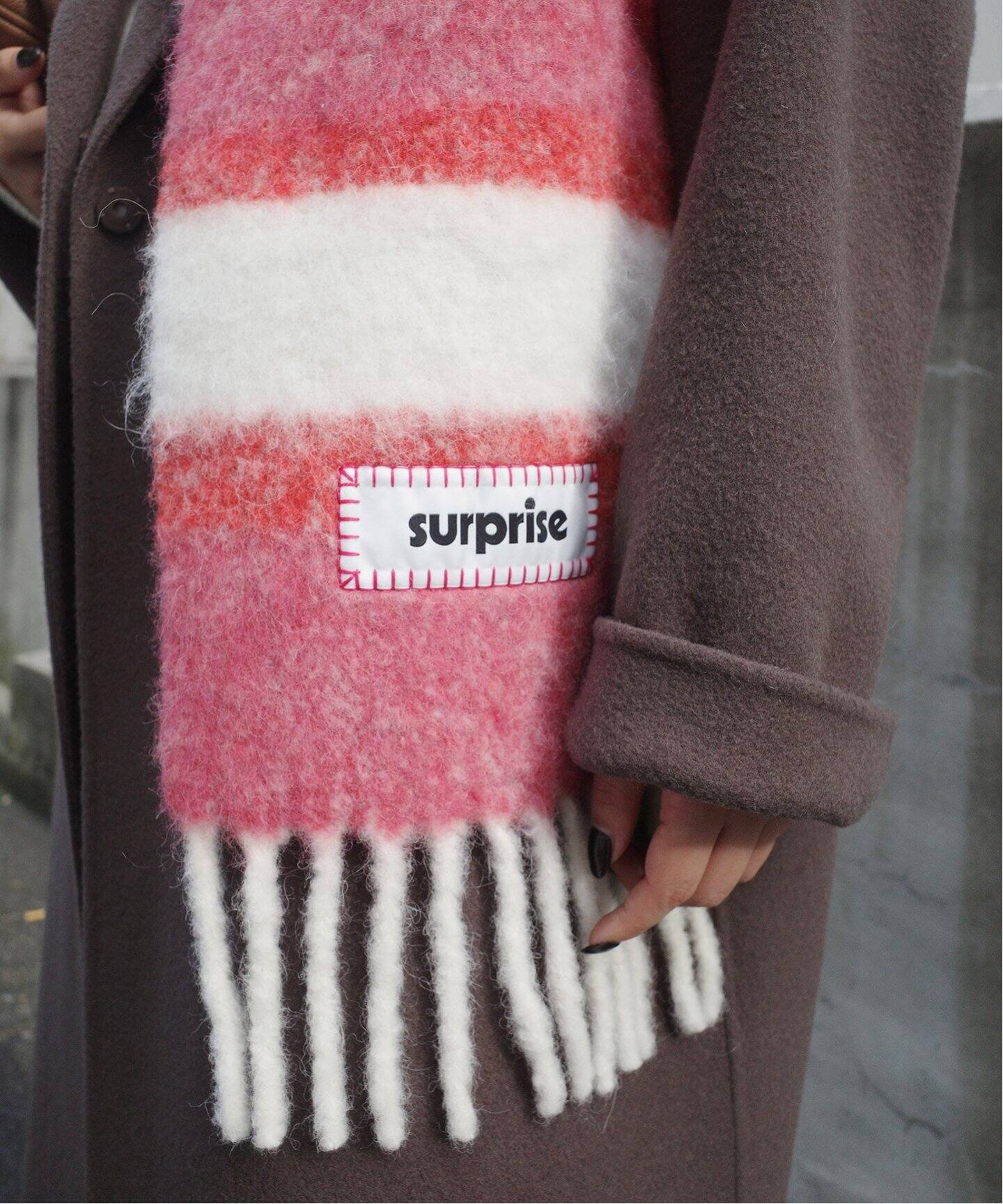 SURPRISE/サプライズ フリンジマフラー ALPACASCARF（マフラー  