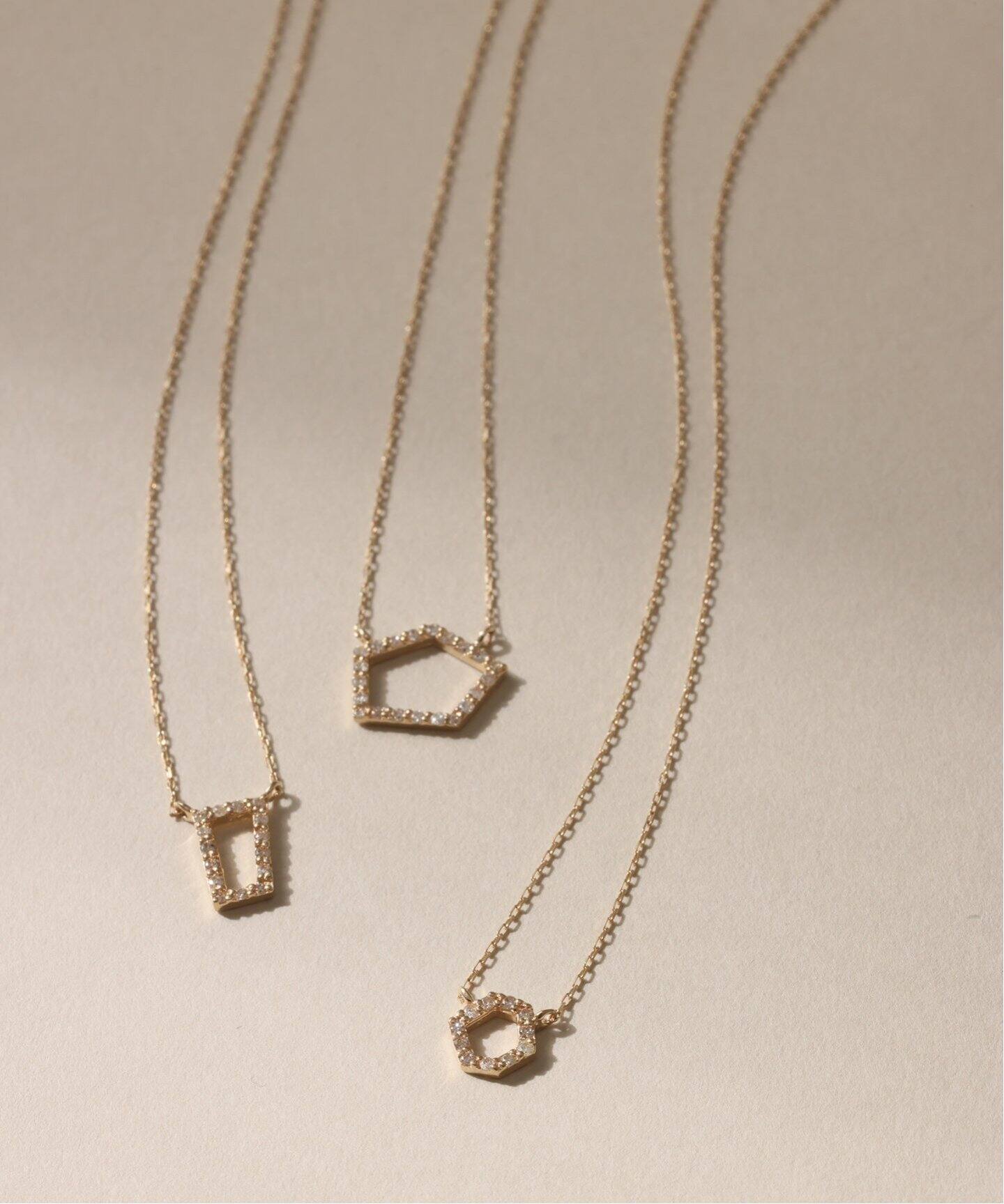 ペンタゴンダイヤ45cmネックレス K10（ネックレス）｜Lilas（リラ）の  