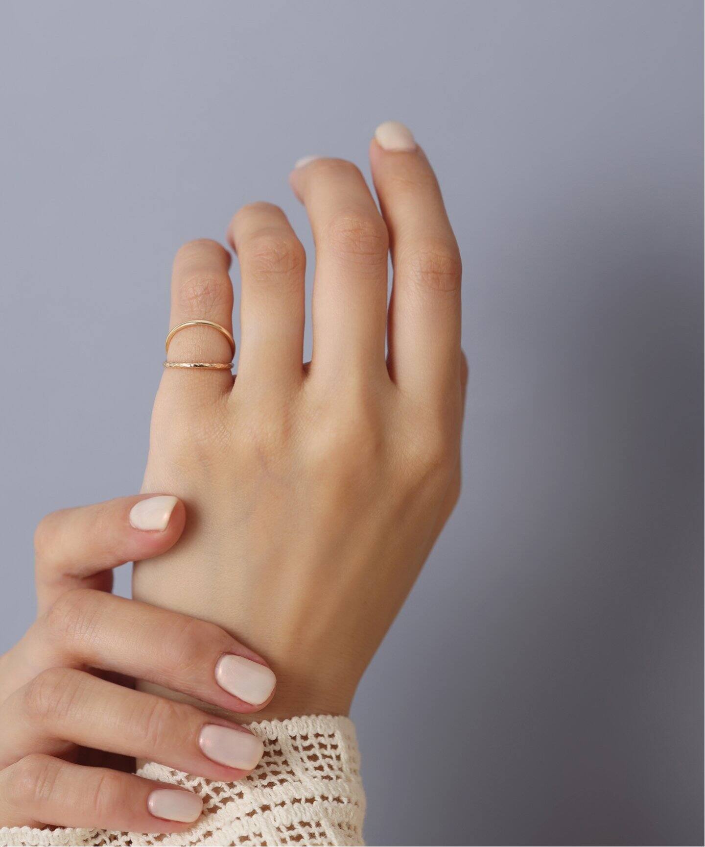 クロスラインピンキーリング K10（リング）｜Lilas（リラ）の通販  