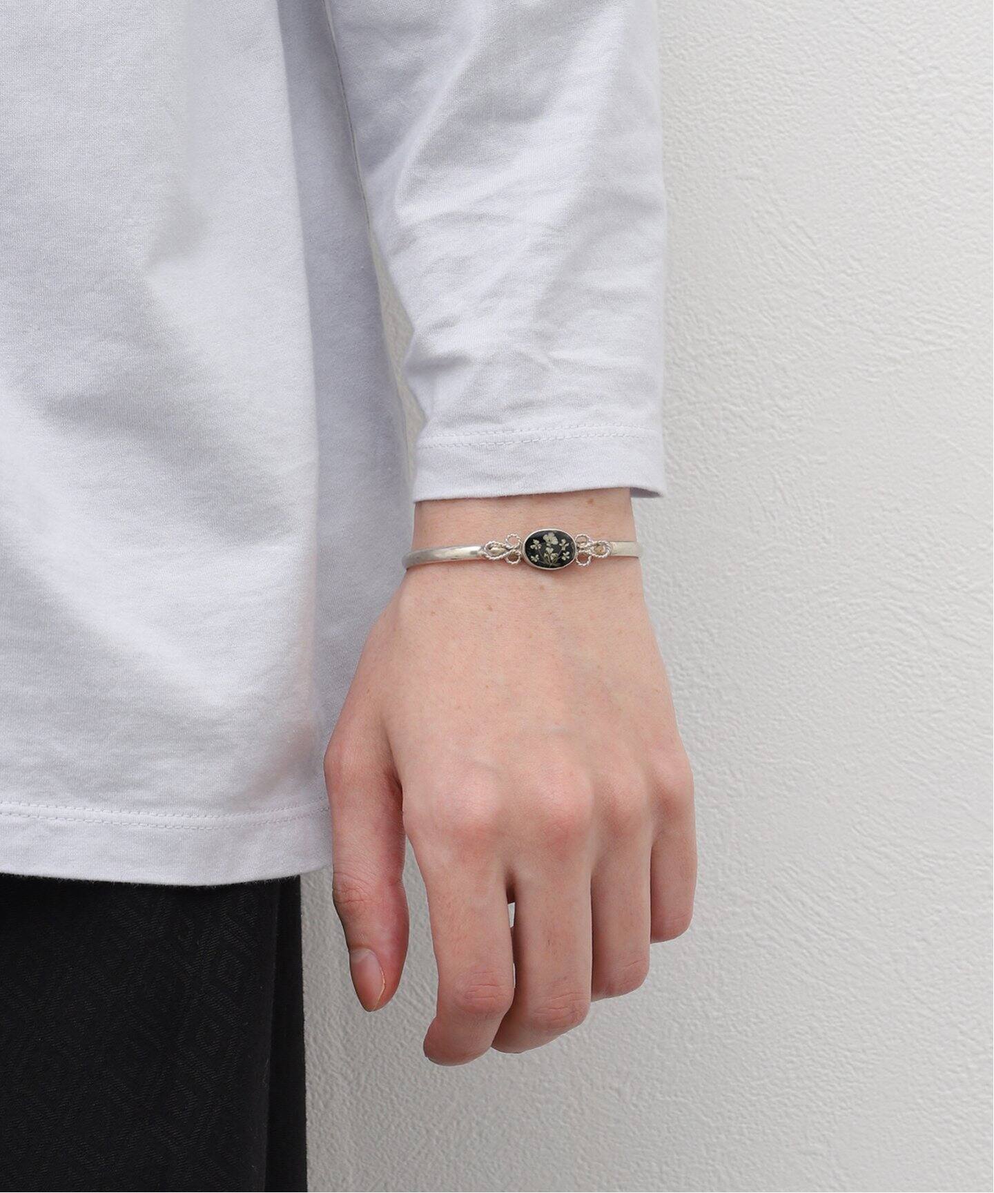 UZU silver925 花柄カッティング 水晶バングル UZU silver925 花柄カッティング 水晶バングル