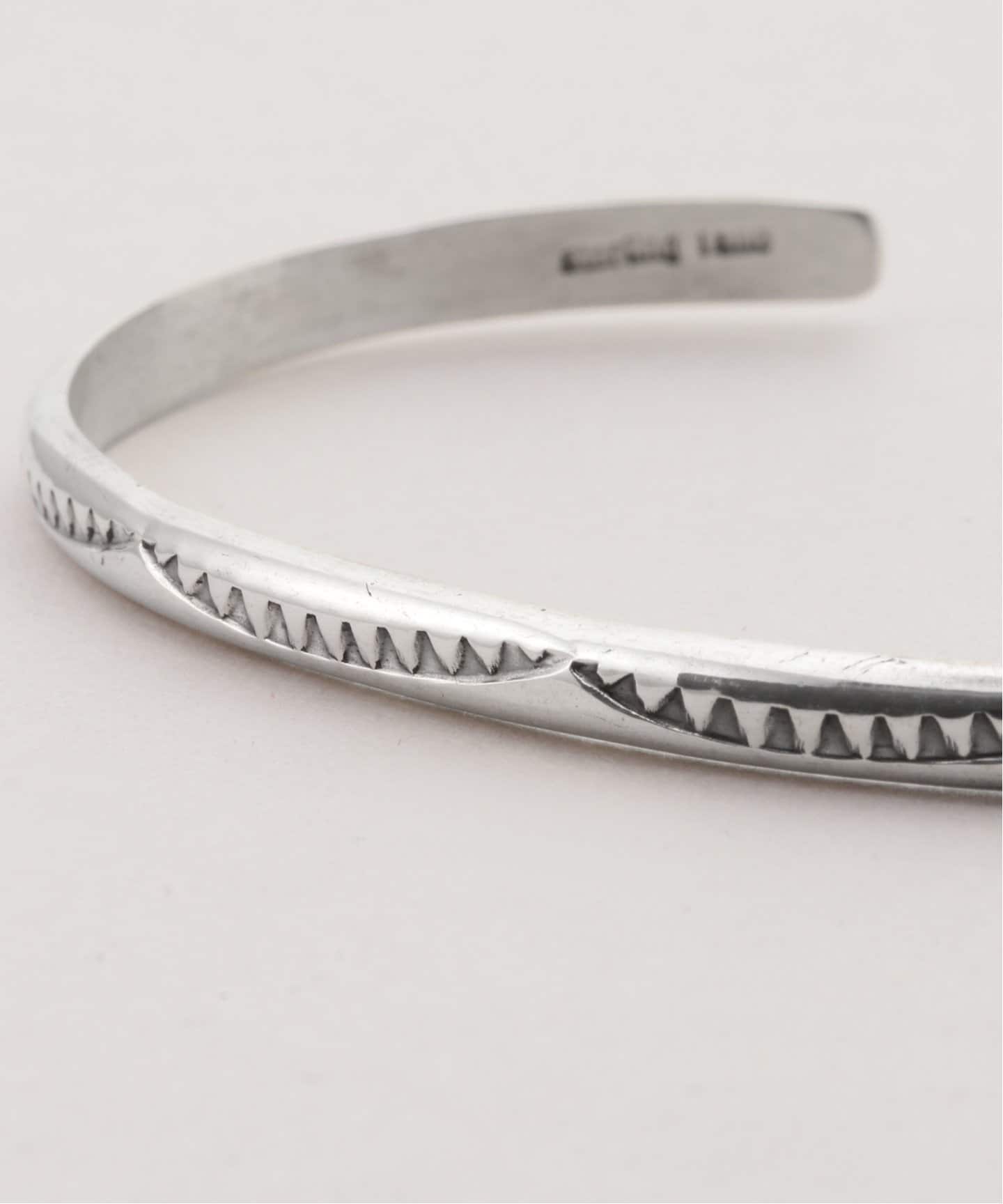 navajo T.YAZZIE スタンプワークバングル 太め sterling INDIAN JEWELRY ナバホ族|スタンプワーク|バングル『NAVAJO