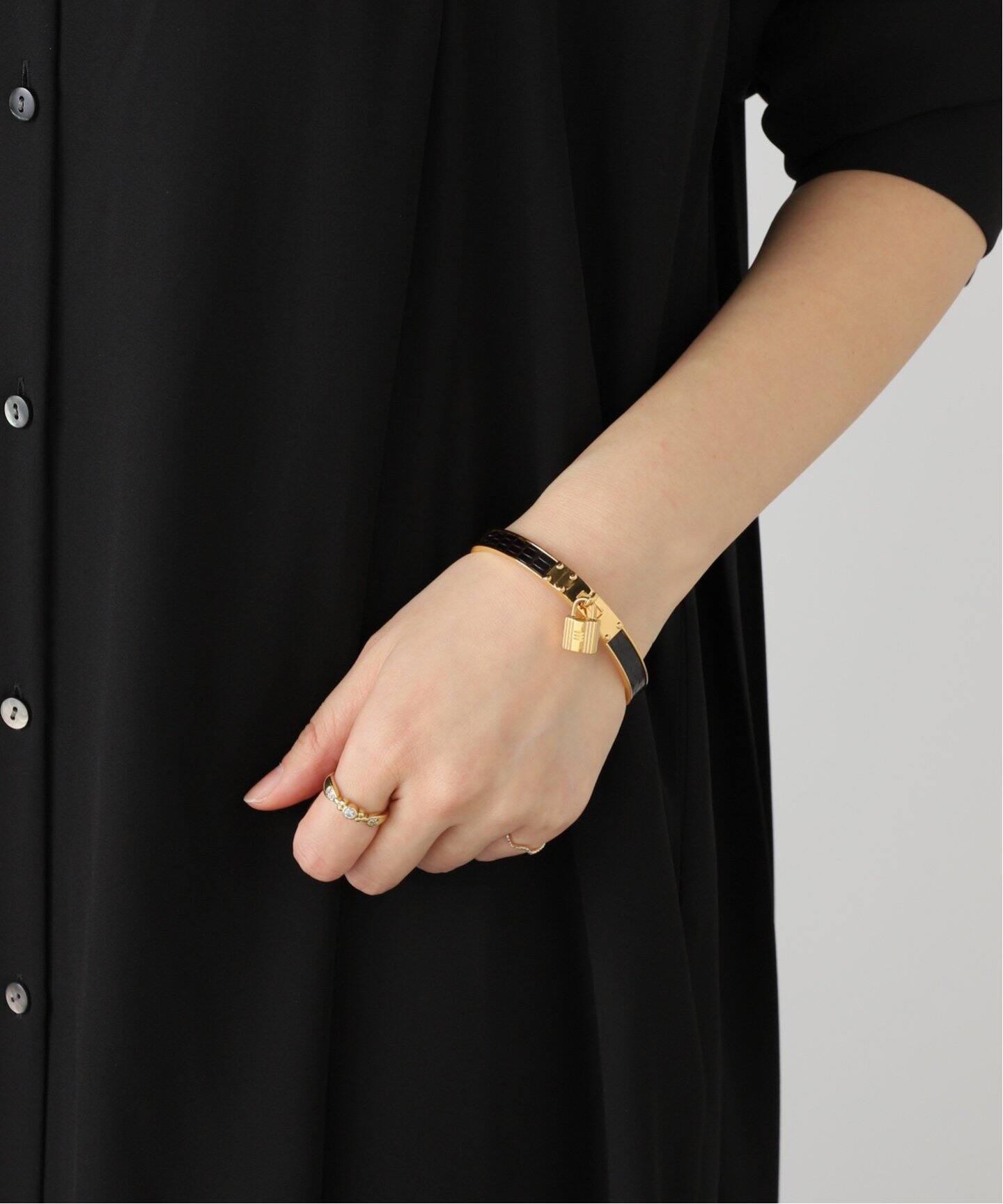 HERMES ゴールド ロック付きバングル 箱付き（HERMES エルメス  