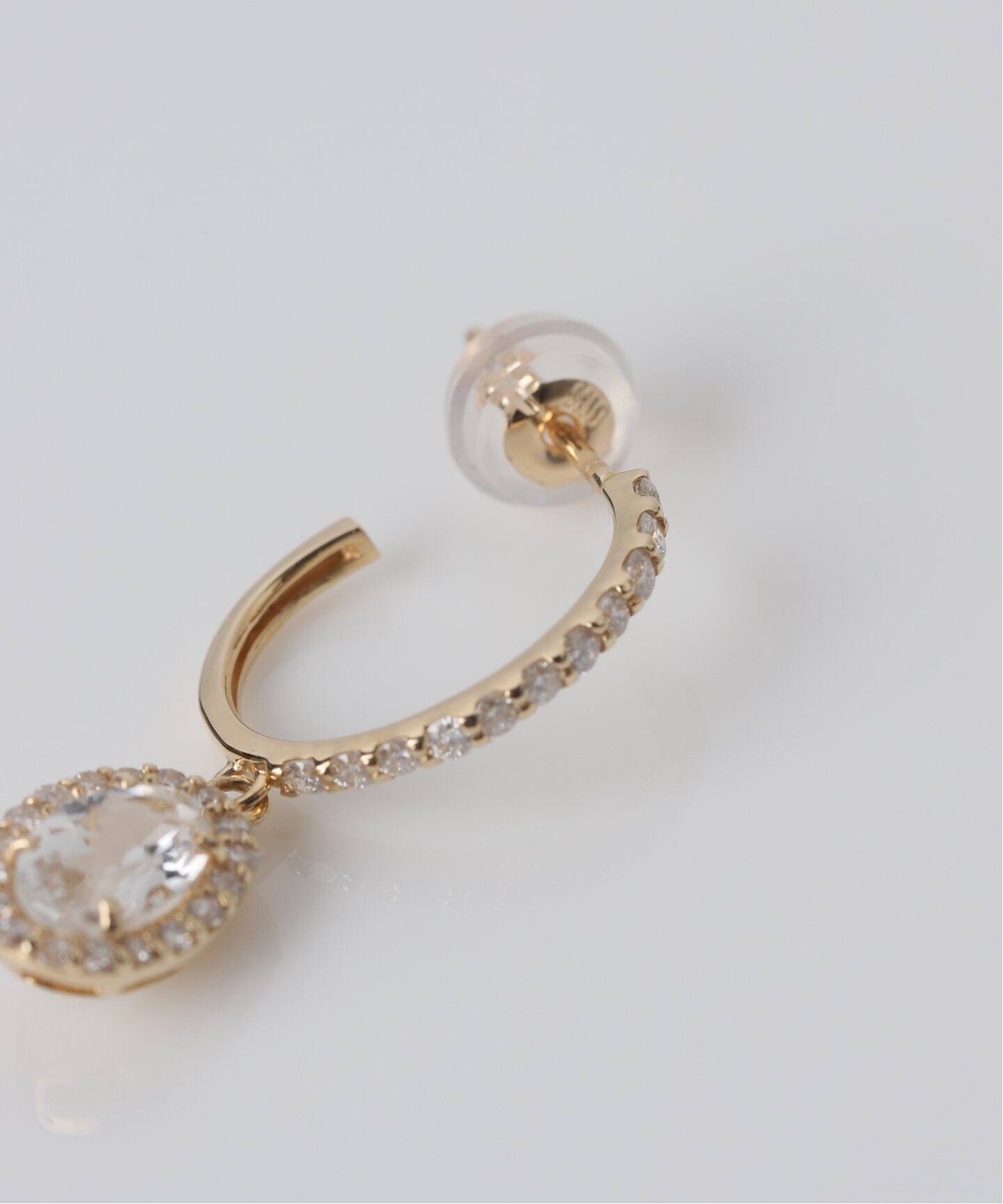 ホワイトトパーズメレダイヤC型ピアス K10(両耳)（ピアス（両耳用  