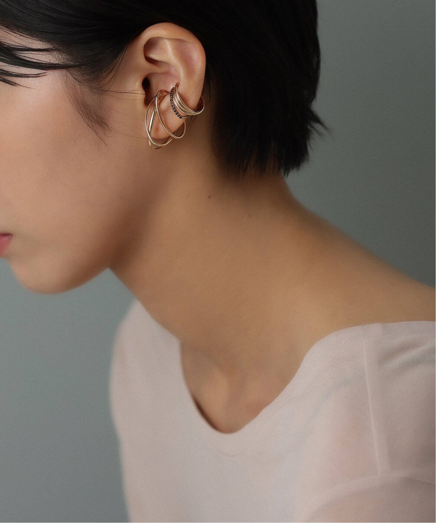 ダブルクロスイヤーカフ K10（片耳）（イヤーカフ）｜Lilas（リラ）の  