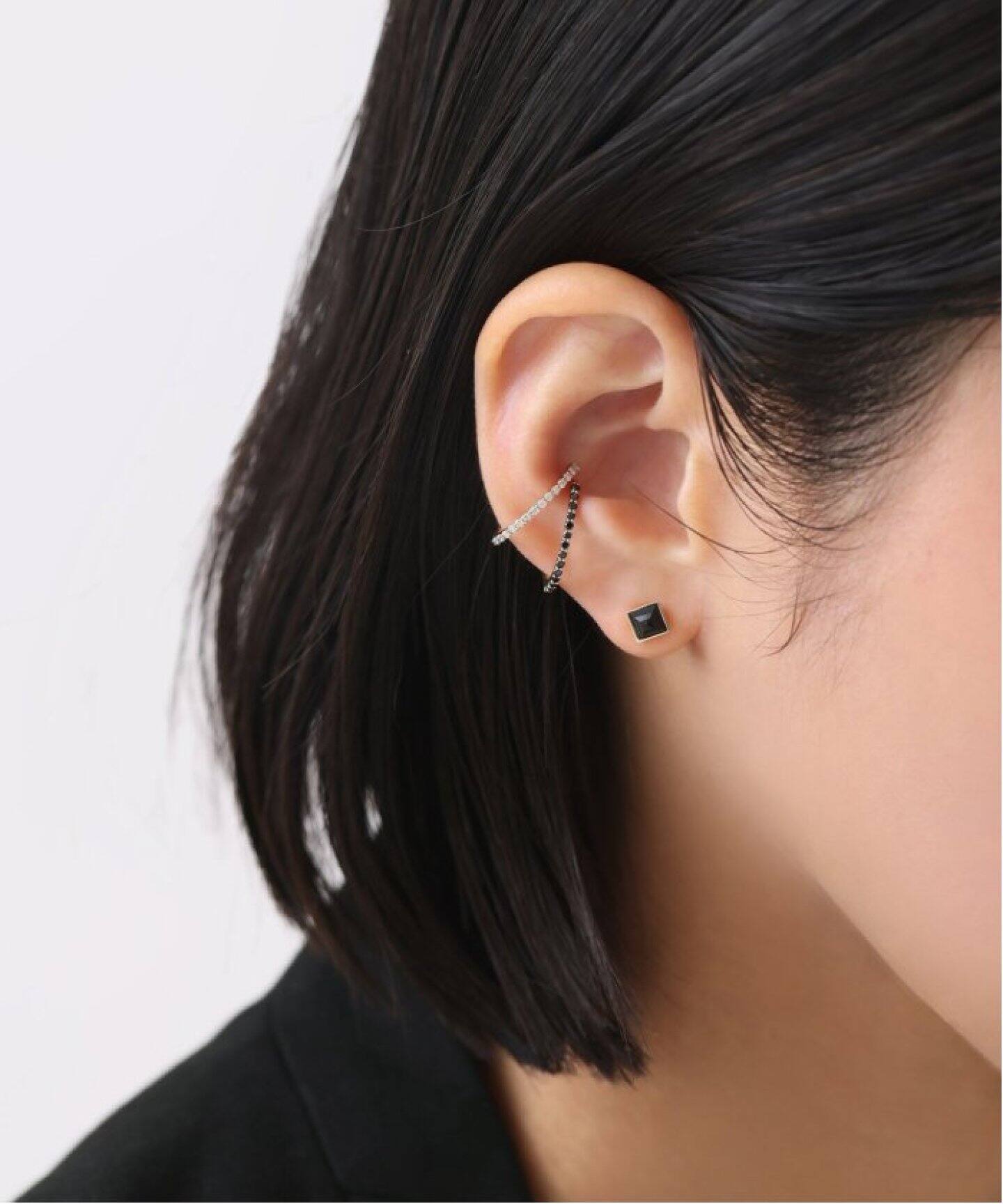 追加》オニキスピラミッドモチーフ4mmピアス K10（両耳）（ピアス（両  