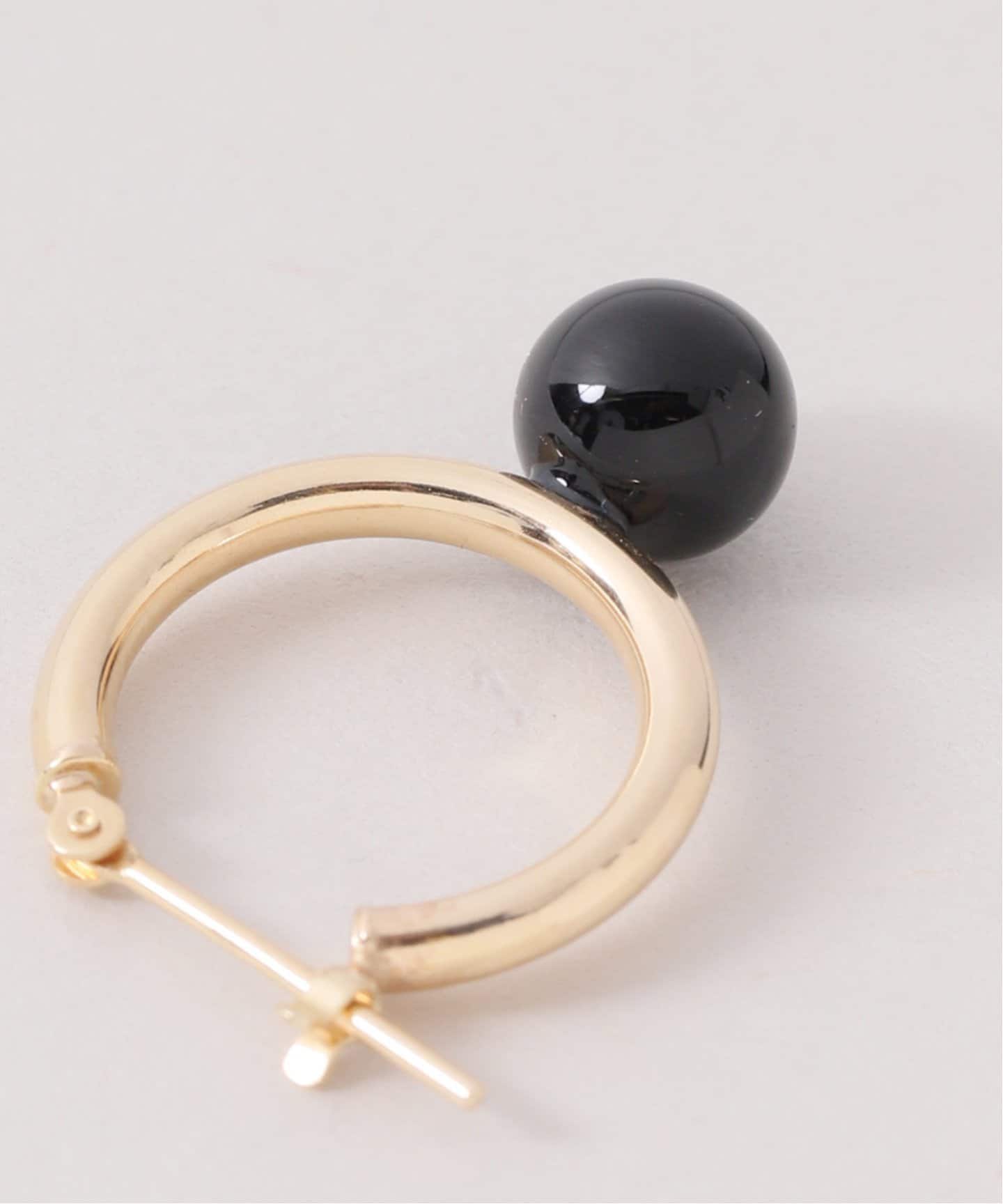 WEB限定》オニキスフープピアスL K10（両耳）（ピアス（両耳用