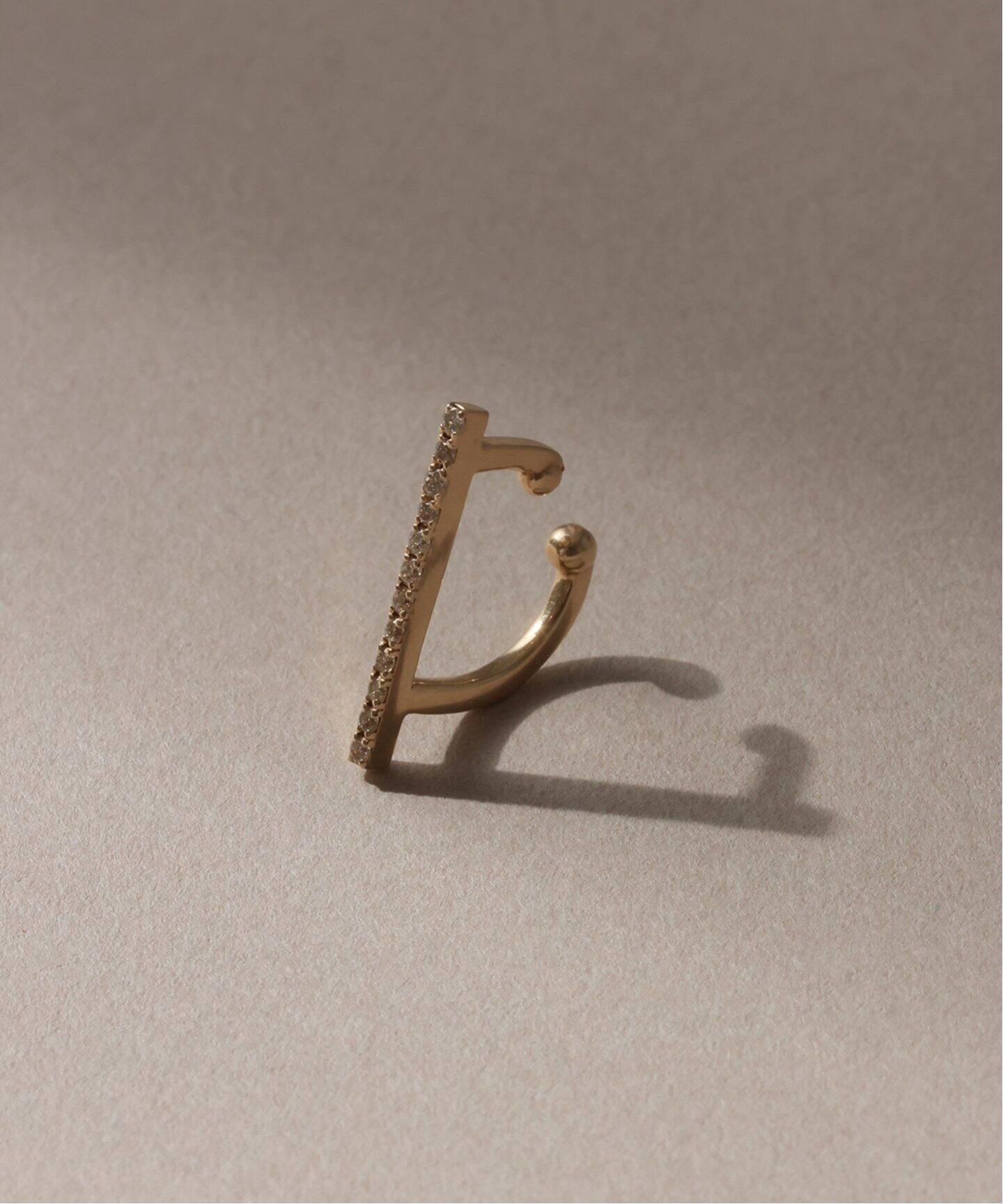 追加予約》ダイヤバーイヤーカフ K10（片耳）（イヤーカフ）｜Lilas  