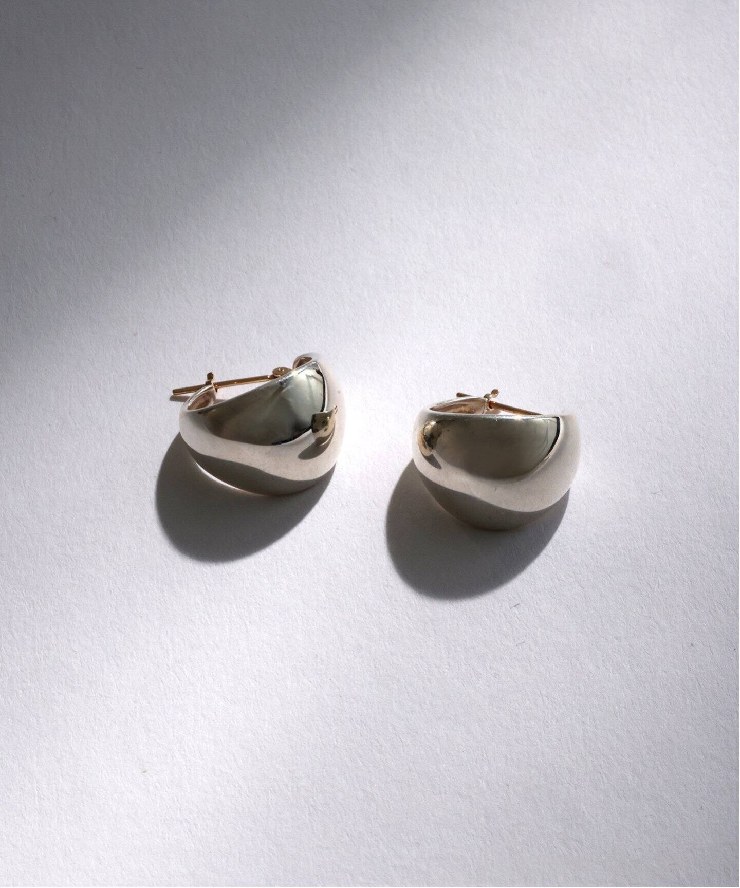 予約》【SAMH by LILAS】ワイド月甲丸ピアス SV（両耳）（ピアス（両耳 