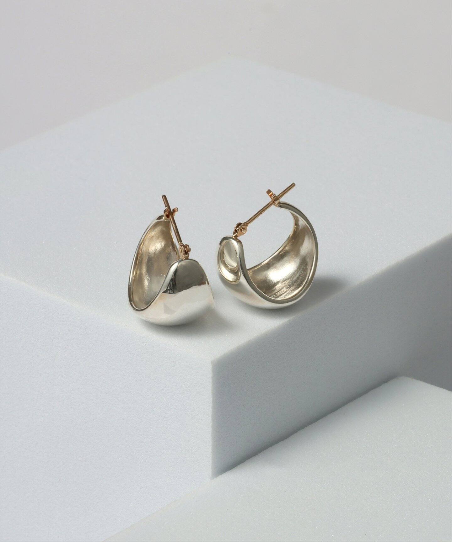 予約》【SAMH by LILAS】ワイド月甲丸ピアス SV（両耳）（ピアス（両耳 