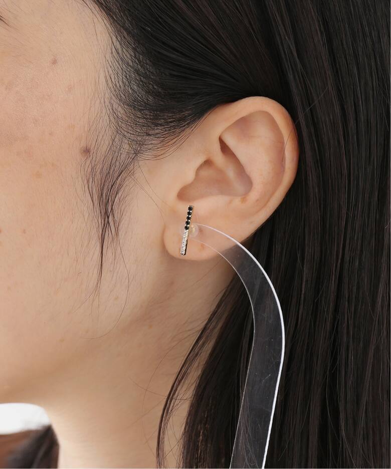 10K onyx×white sapphire bar pierce(両耳)（ピアス（両耳用 