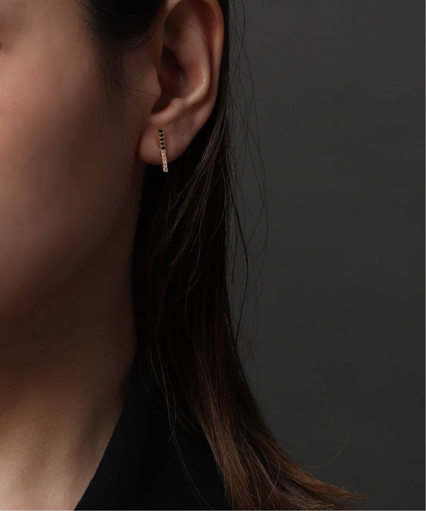 quip queint｜orbit pierce (onyx) ピアス シルバー925 オニキス - H.O.V(フォブ) | キナリノモール 【送料無料】ピアス　ピアス　ピアス　オニキスレビーohrringe ohrclips edelsteine onyx,koralle mit swasserperlen,von catia levy