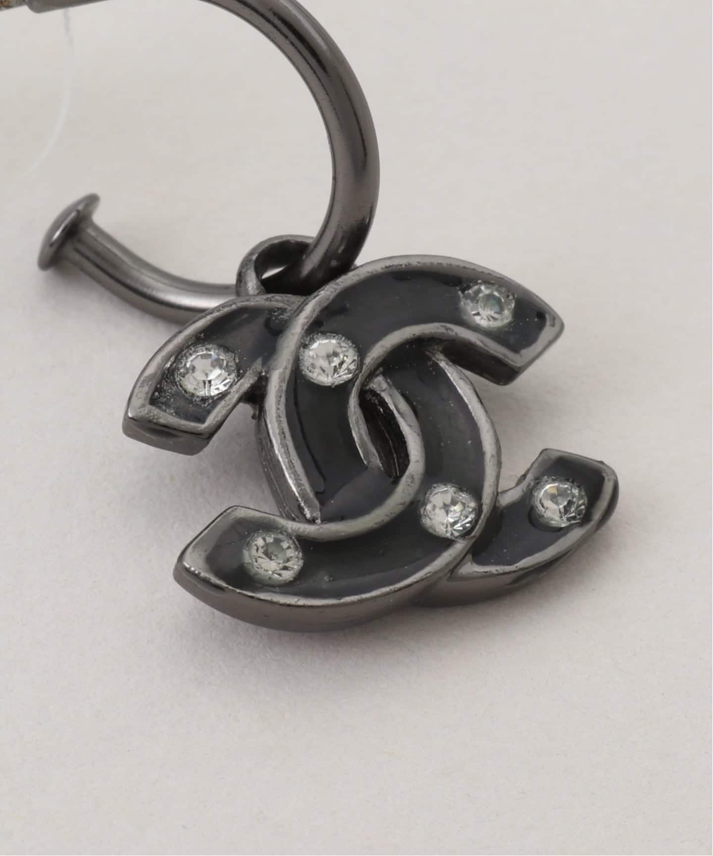 VINTAGE CHANEL/シャネル】pierce rs logo hoop (両耳)（ピアス（両耳