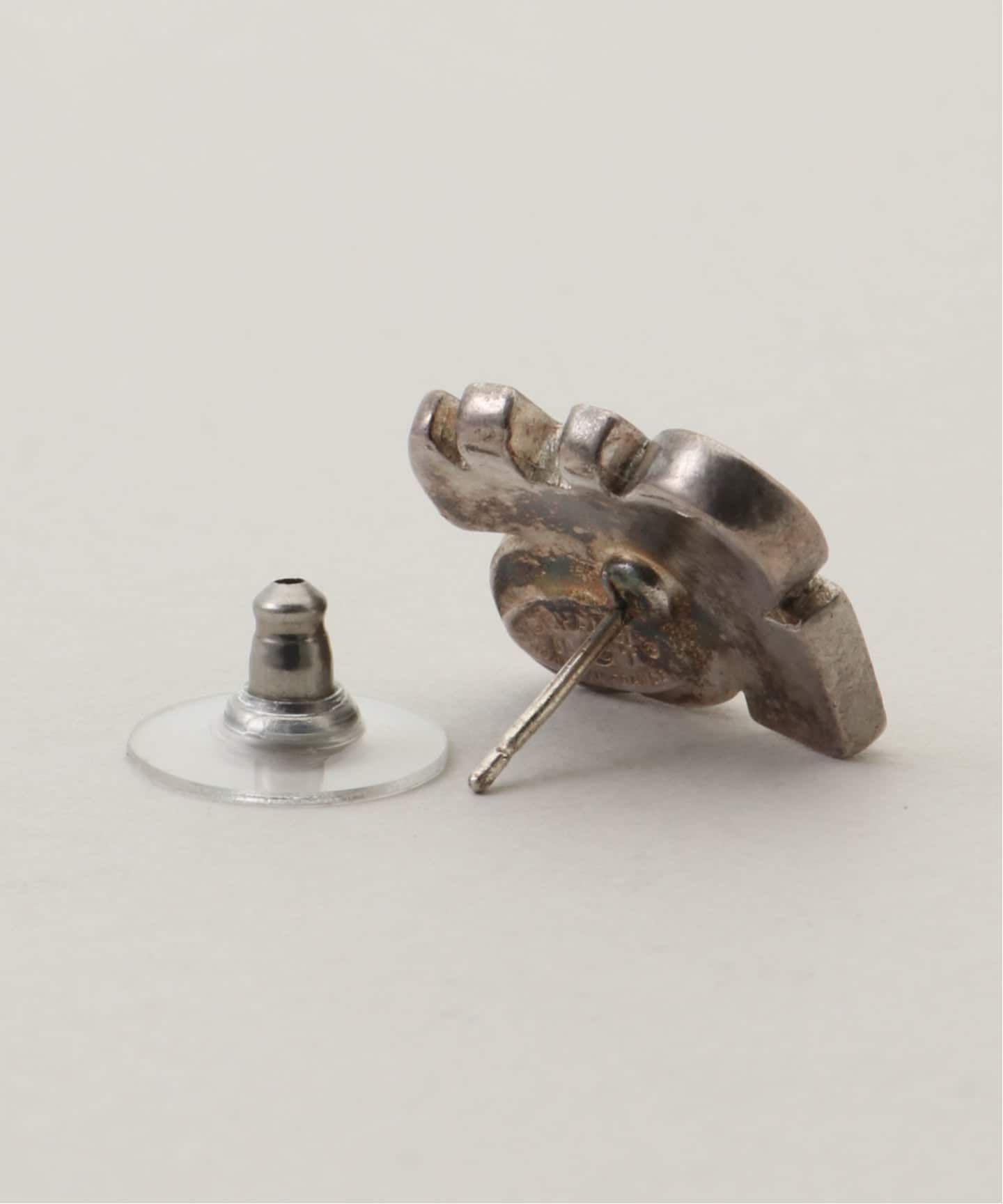 VINTAGE CHANEL/シャネル】pierce square logo (両耳)（ピアス（両耳用