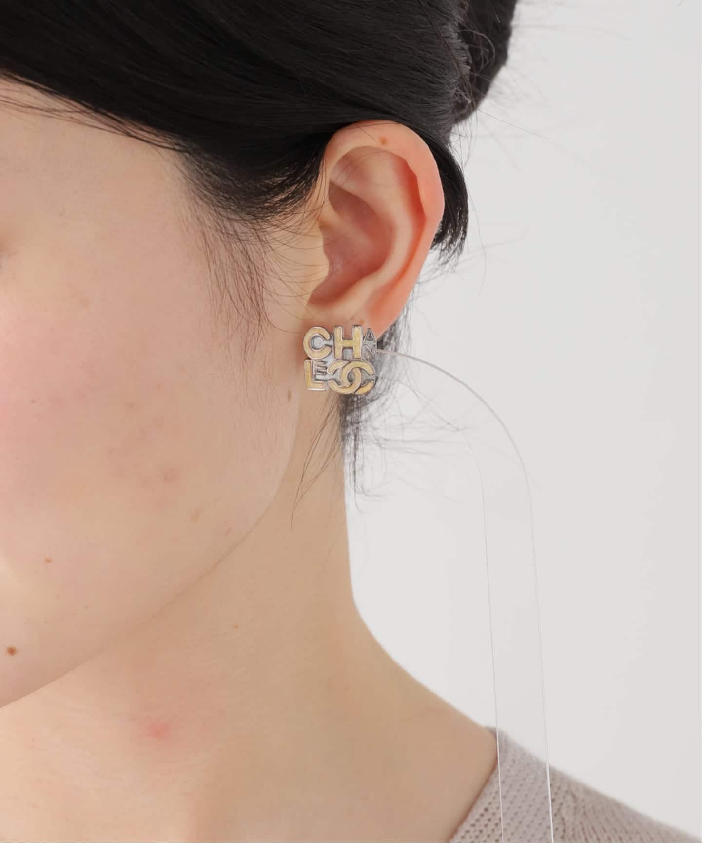VINTAGE CHANEL/シャネル】pierce square logo (両耳)（ピアス（両耳用