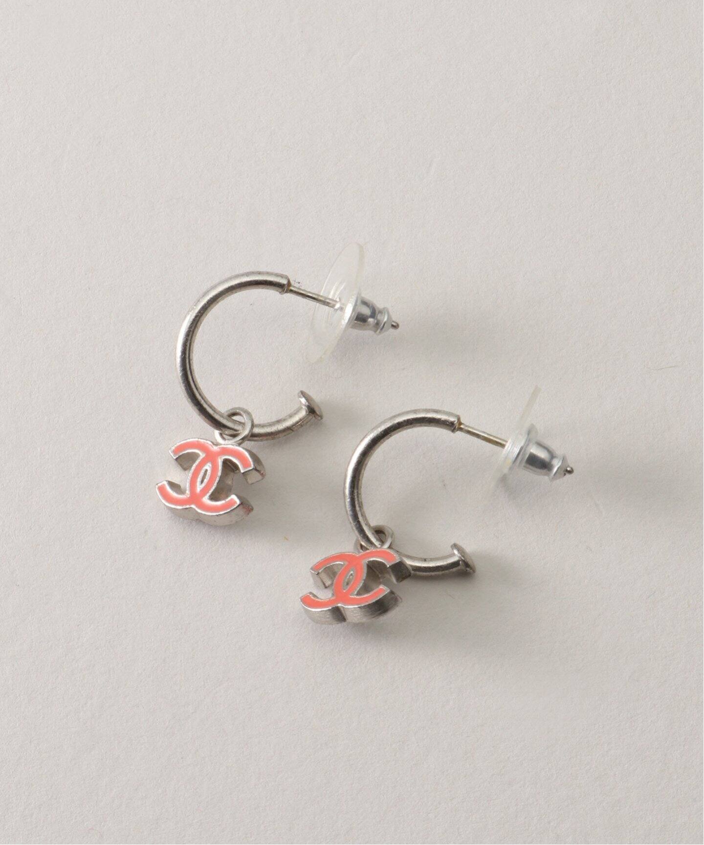 VINTAGE CHANEL/シャネル】pierce logo(両耳)（ピアス（両耳用 